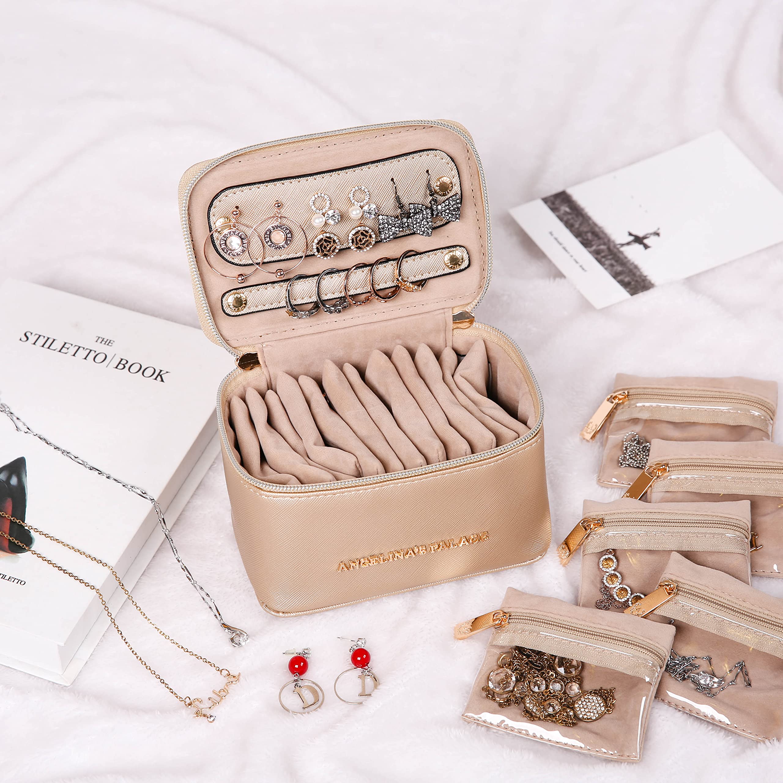 Angelina's Palace Estuche organizador de joyas, regalo de dama de honor, bolsa de viaje, caja de cuero vegano para collar, aretes, pulsera, anillo (champán)