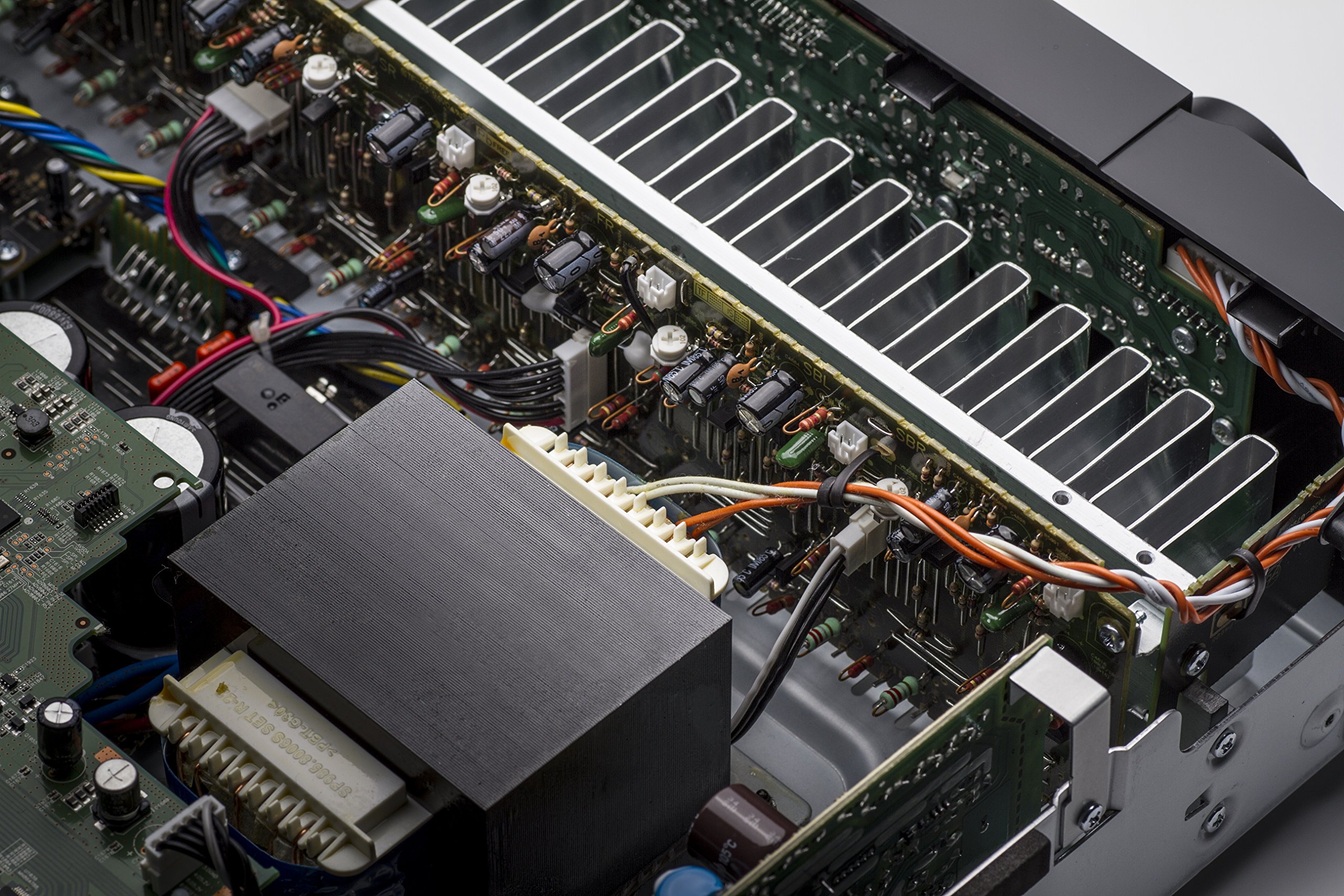 Marantz NR1607/N1B 7.2 Kanal 4K Netzwerk A/V-Receiver (WLAN