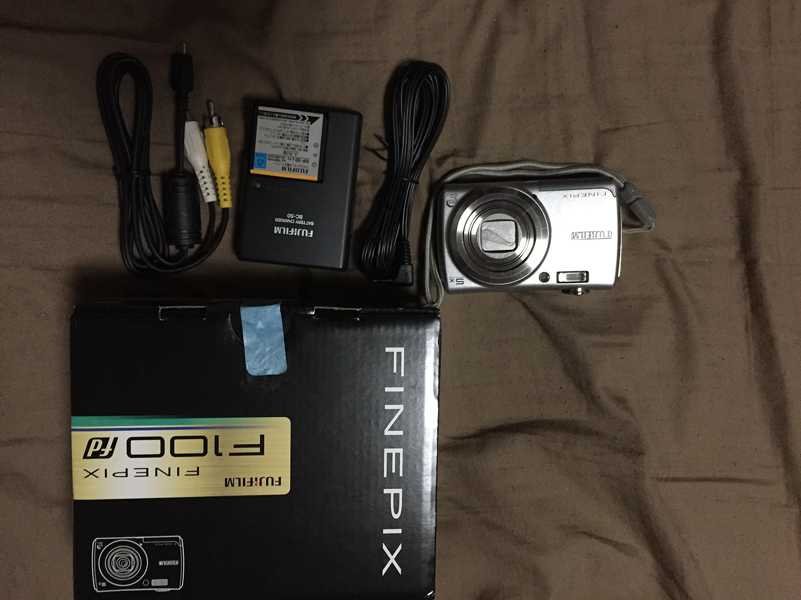 FUJIFILM デジタルカメラ FinePix F100fd