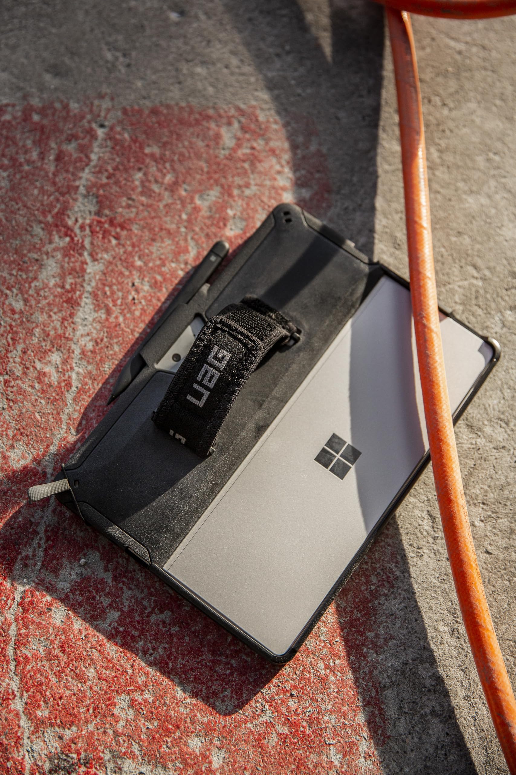 Surface pro4 i5 4G 128GB 本体はMS交換品11月16日保証、タイプカバー タッチペン付き、UAGケース付き Amazon.com: URBAN ARMOR GEAR UAG Designed for Microsoft Surface