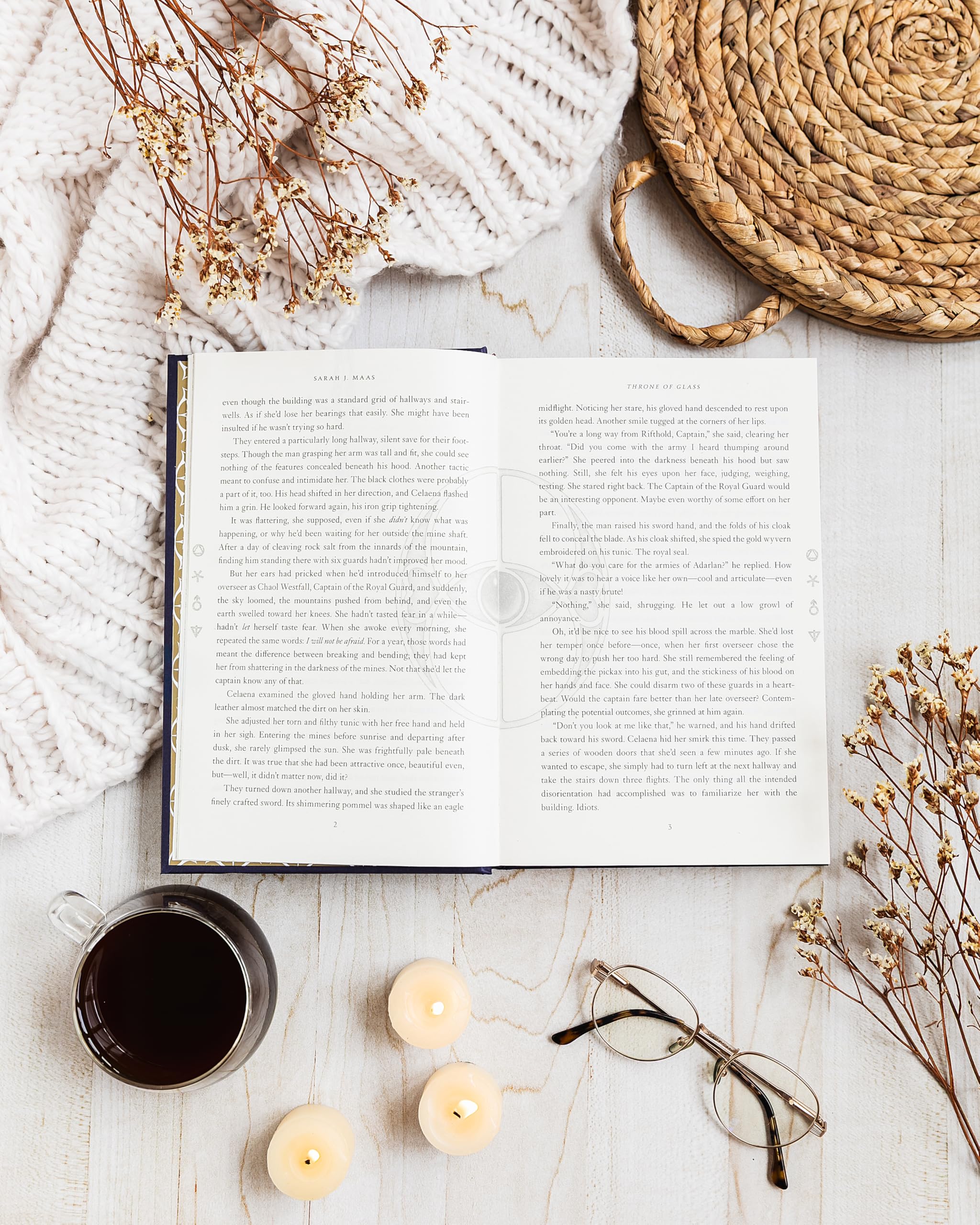 Throne of Glass Collector's Edition: Hardcover