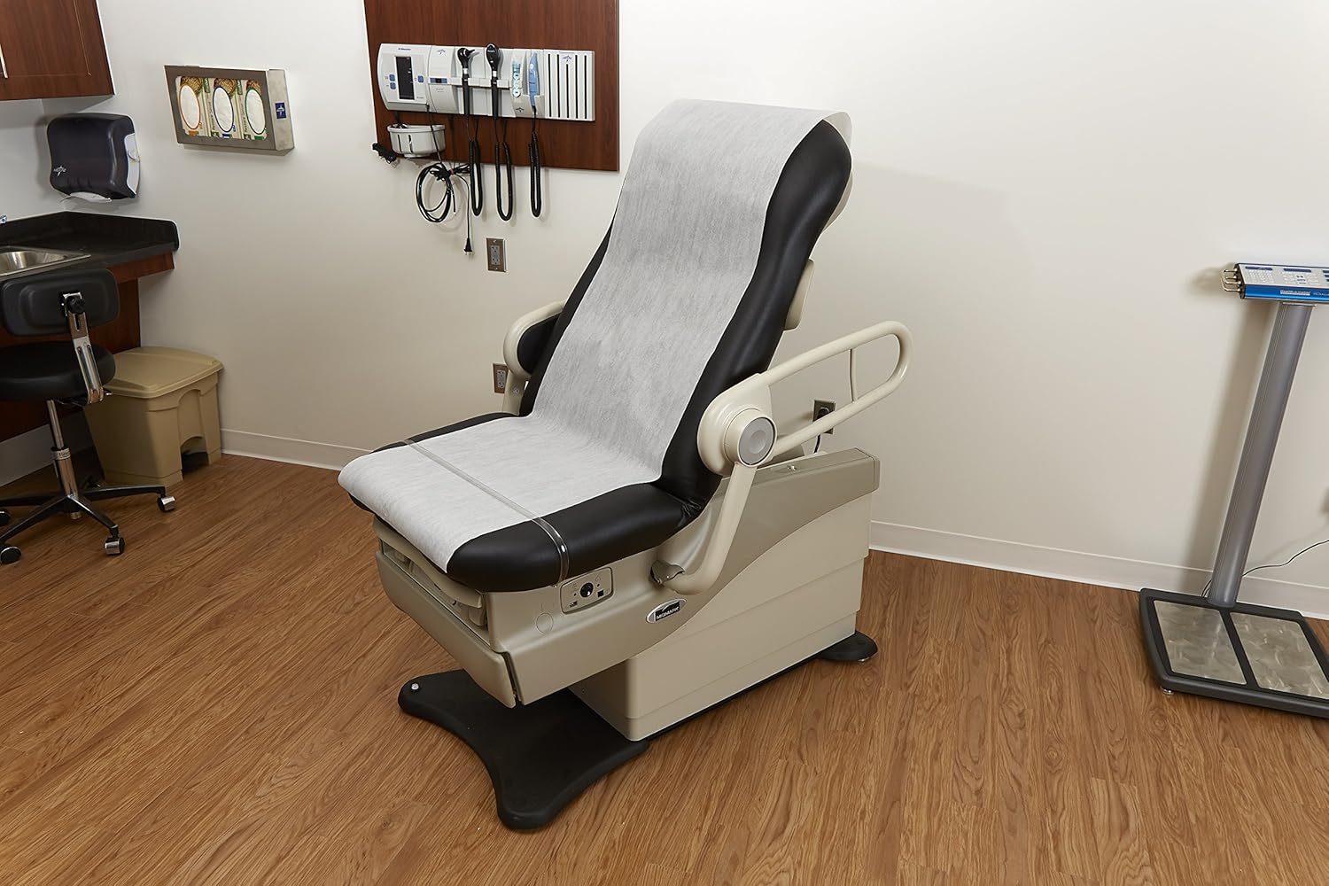 Medline Deluxe Smooth Heavyweight Exam Table Paper : Industrial & Scientific