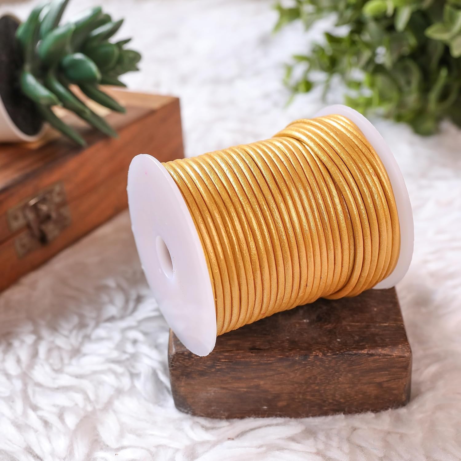1.5mm Round Leather Cord for Jewelry Making – 21 Yards, Metallic Gold Brown