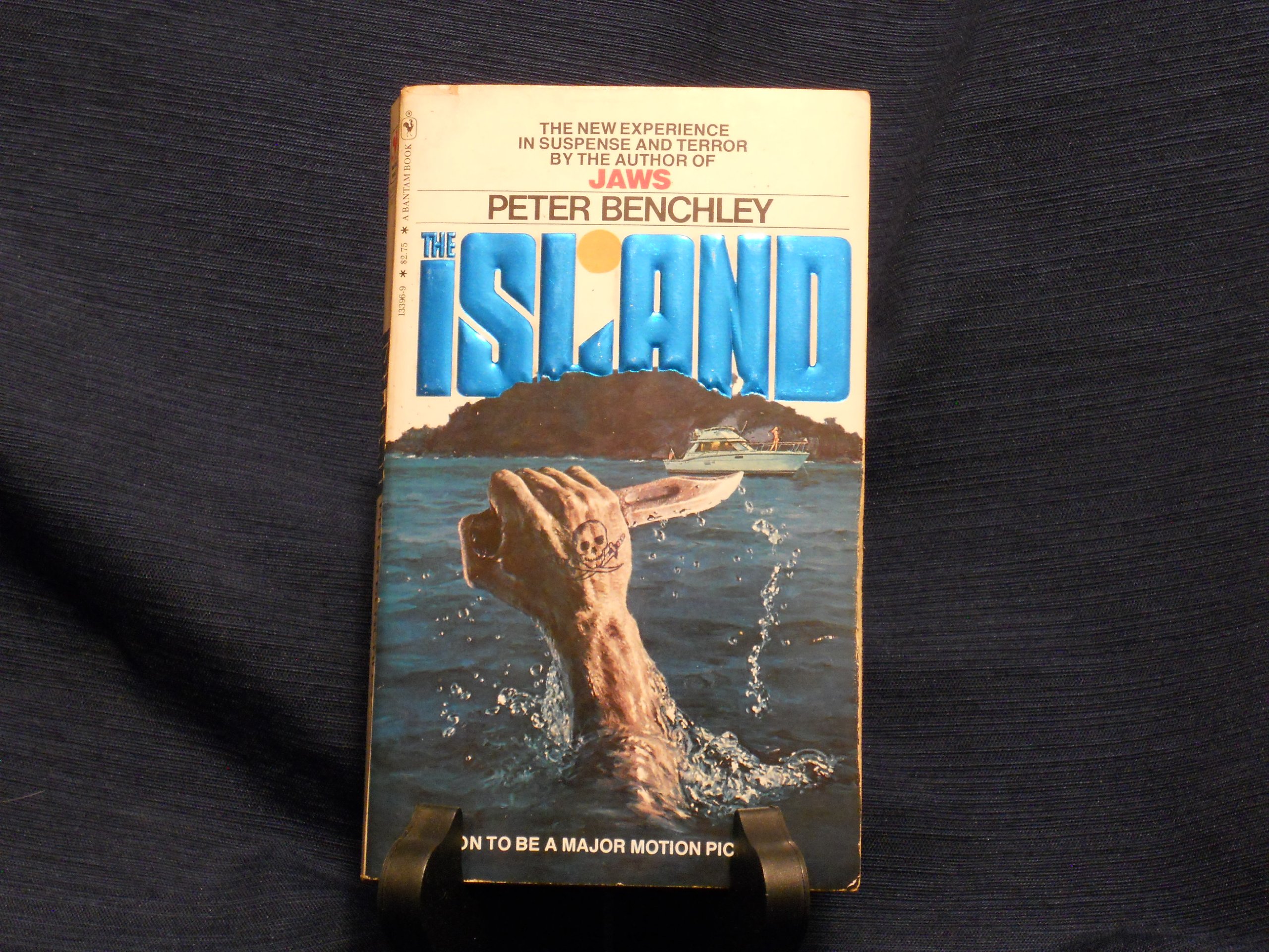 Buy The Island — BookShops.in