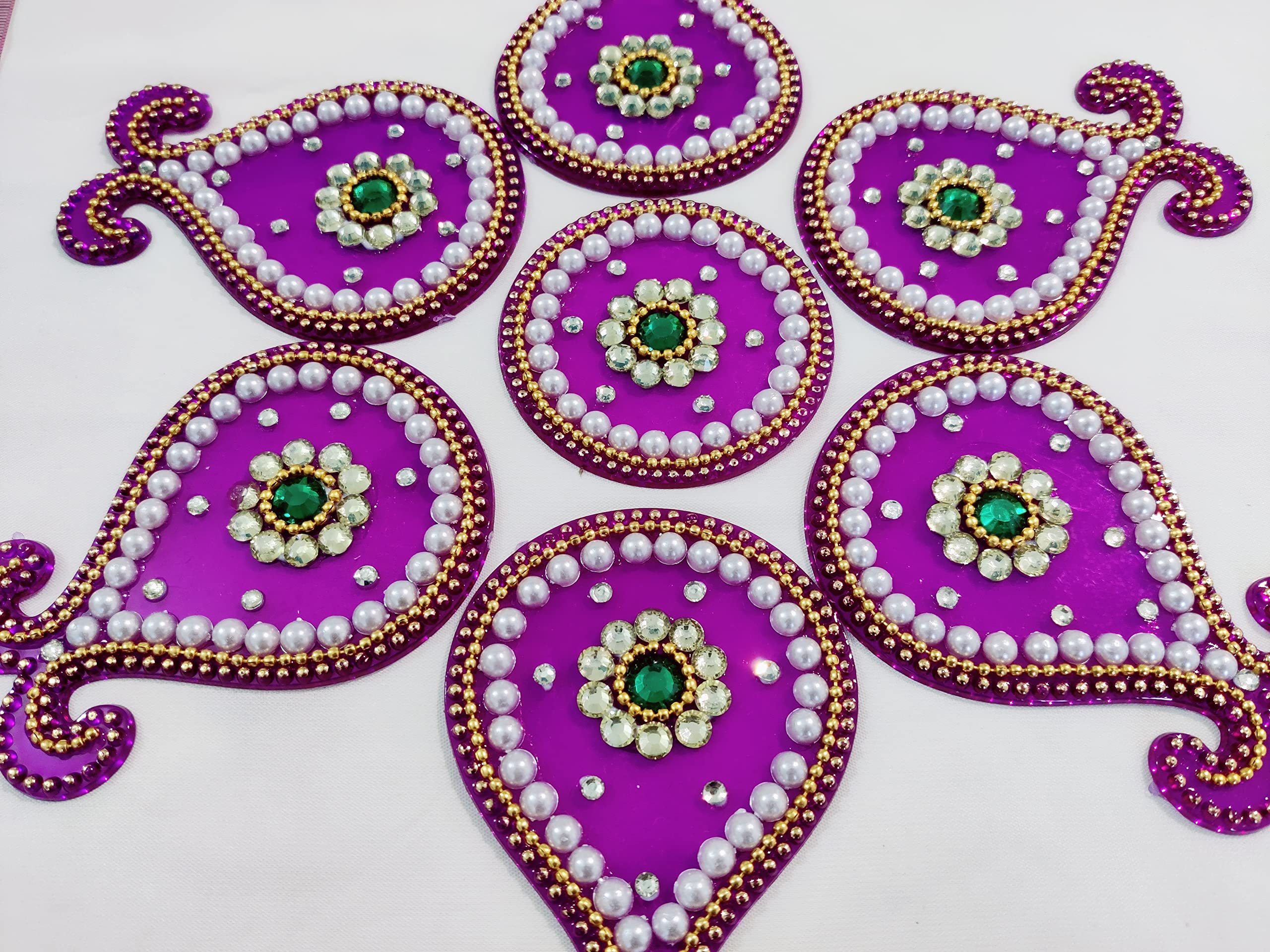 Crafter Preeti 7 piece Set Handcrafted Acrylic Decorative Kundan Rangoli- Kalash (M) Purple 1