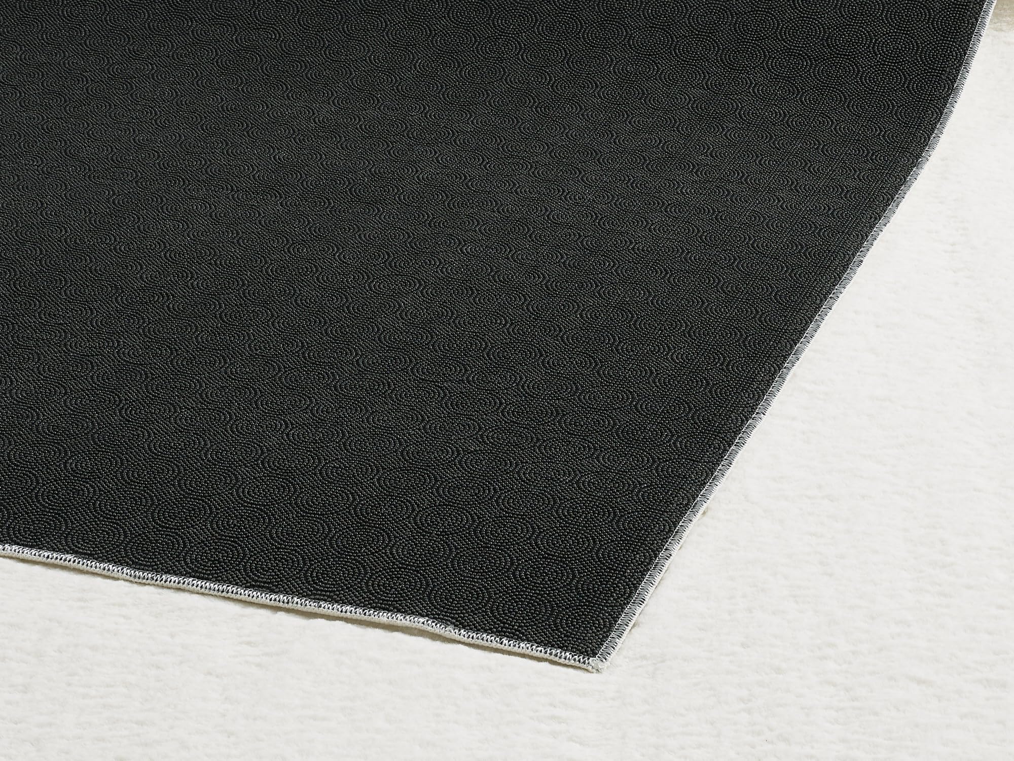 Tapis En Fourrure Douillette Cosy - Doux, Lavable, Compatible Chauffage Au Sol - Noir 120x170 Cm