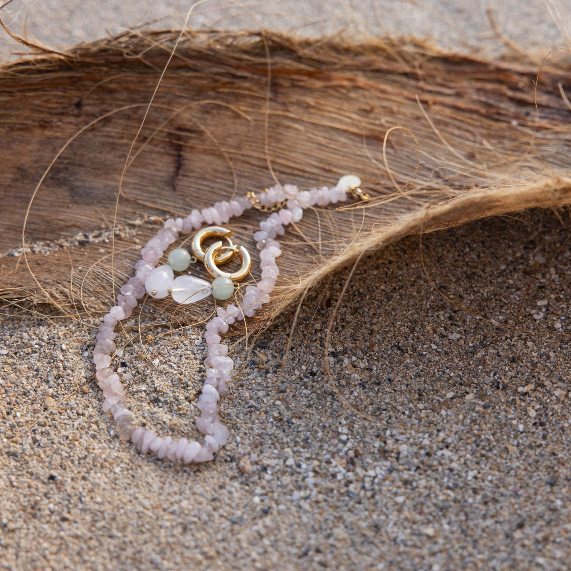 Purelei Rose Quartz Kette, Damen Halskette aus langlebigem Edelstahl, Wasserfeste Splitterkette aus natürlichem Rosenquarz, 35-40 cm cm Länge verstellbar
