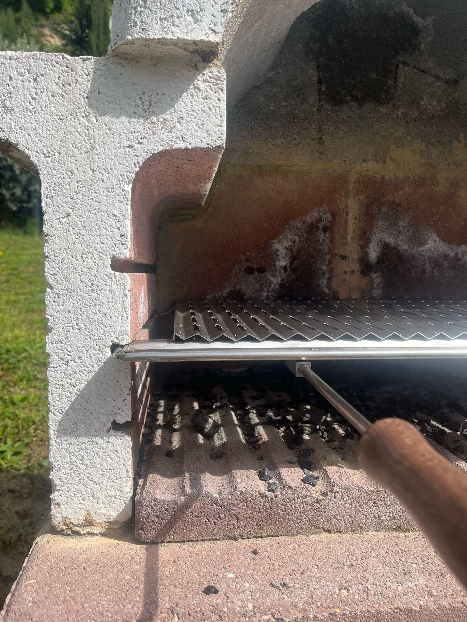 FONDERIA BONGIOVANNI | Graticola per Camino | Graticola per Barbecue | in Acciaio Aisi304 Inox 18/10 | Griglia Inox per Barbecue con Recupero Oli | 84x40 cm
