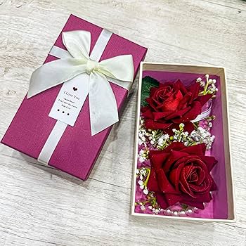 Amazon.com: SITUMEIZI 2Pcs Red Rose Corsage and Boutonniere