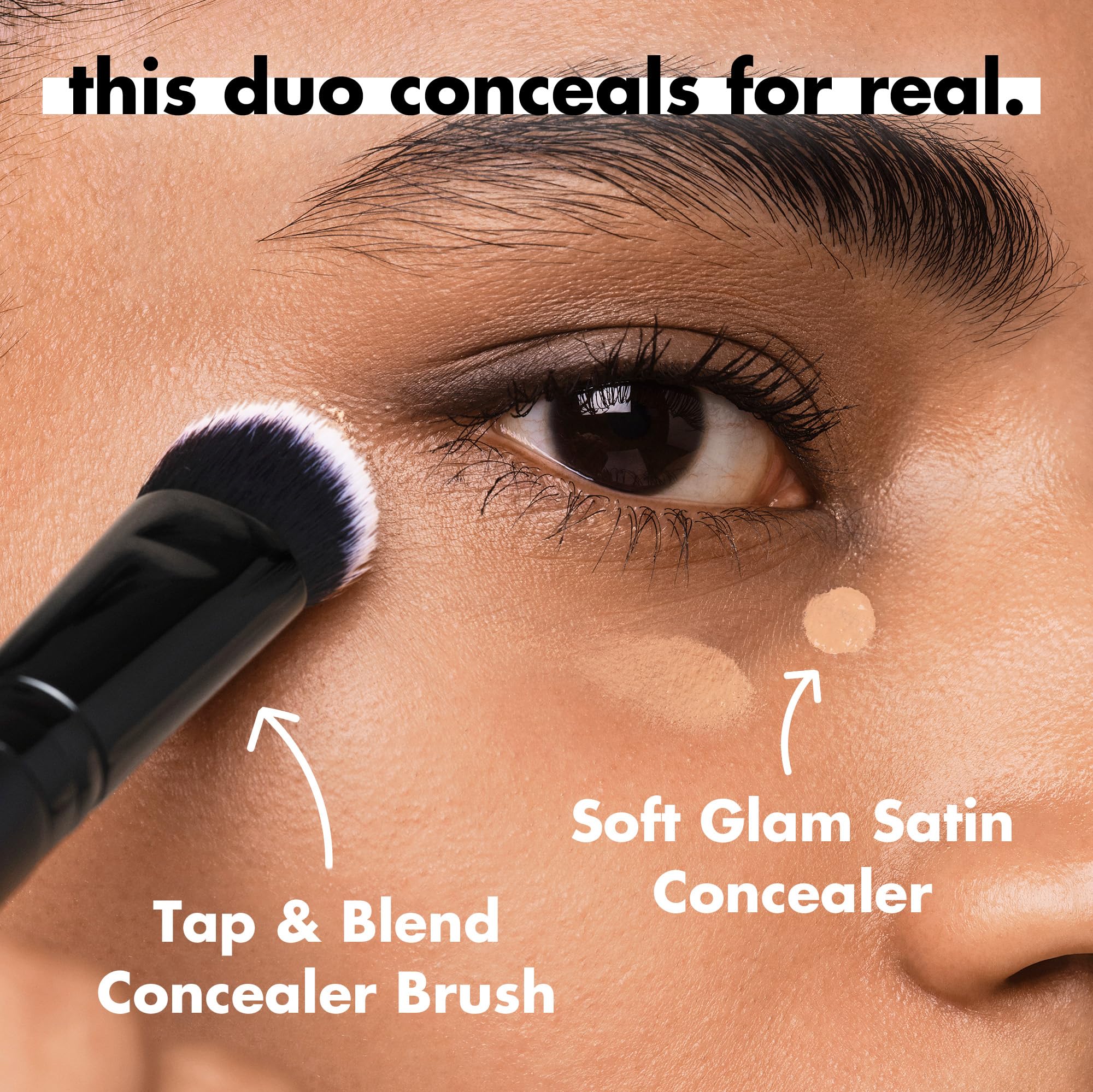 Tap & Blend Concealer Brush di e.l.f., pennello con punta di precisione, copre imperfezioni e macchie scure creando un finish effetto aerografato, sintetico, vegano e non testato sugli animali