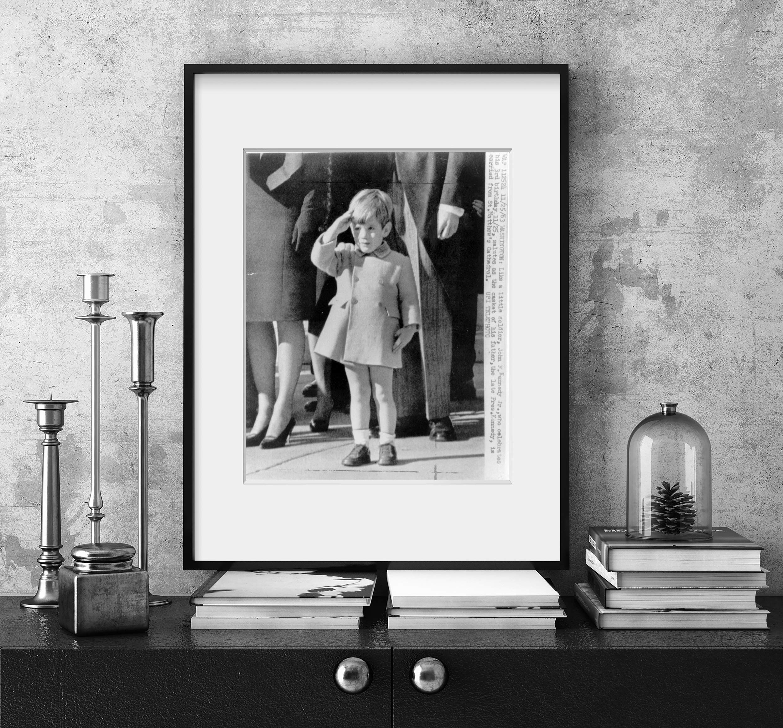 Amazon.co.jp: Photo :ジョン・F・ケネディjr. Saluting 1963 : ホーム＆キッチン