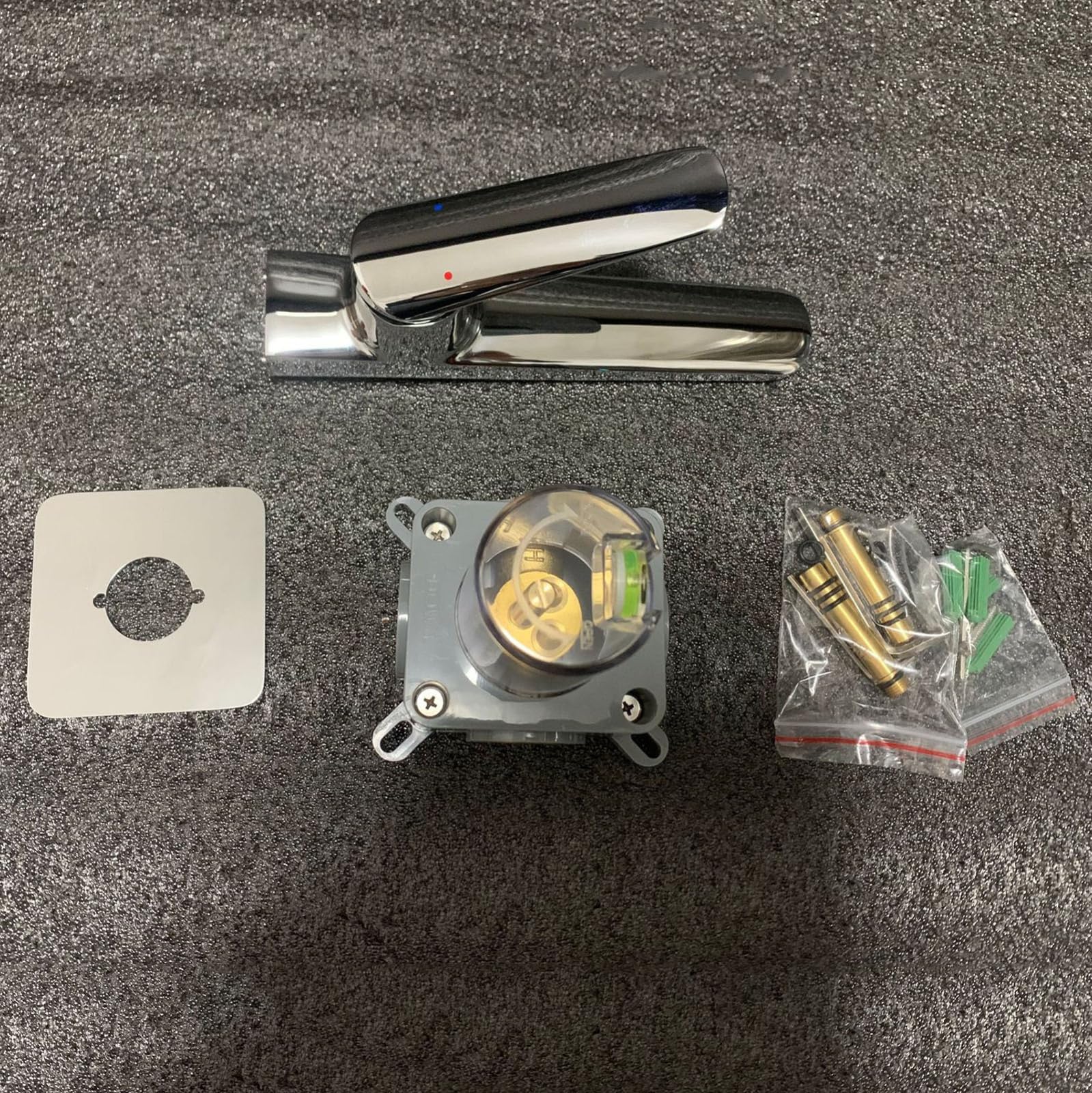 Grifo de Baño Empotrado de Un Agujero Grifo Monomando Lavabo agua Caliente y Fria Gris Pistola