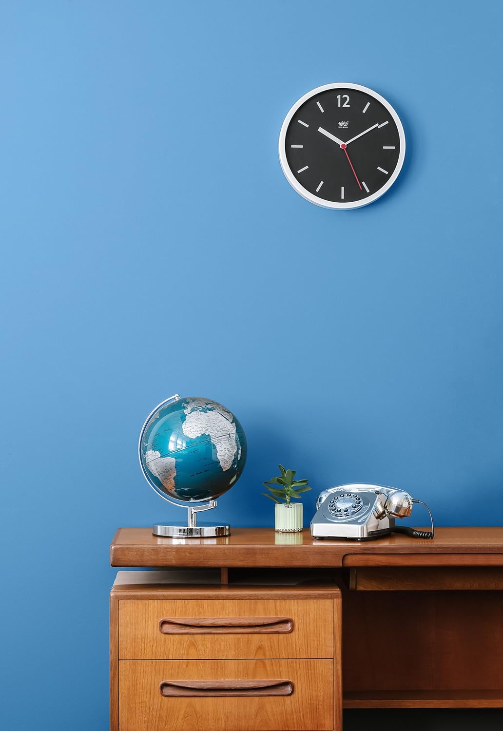 New Deal Wild Wood Globe Light | Copper/Blue | 10 Inch