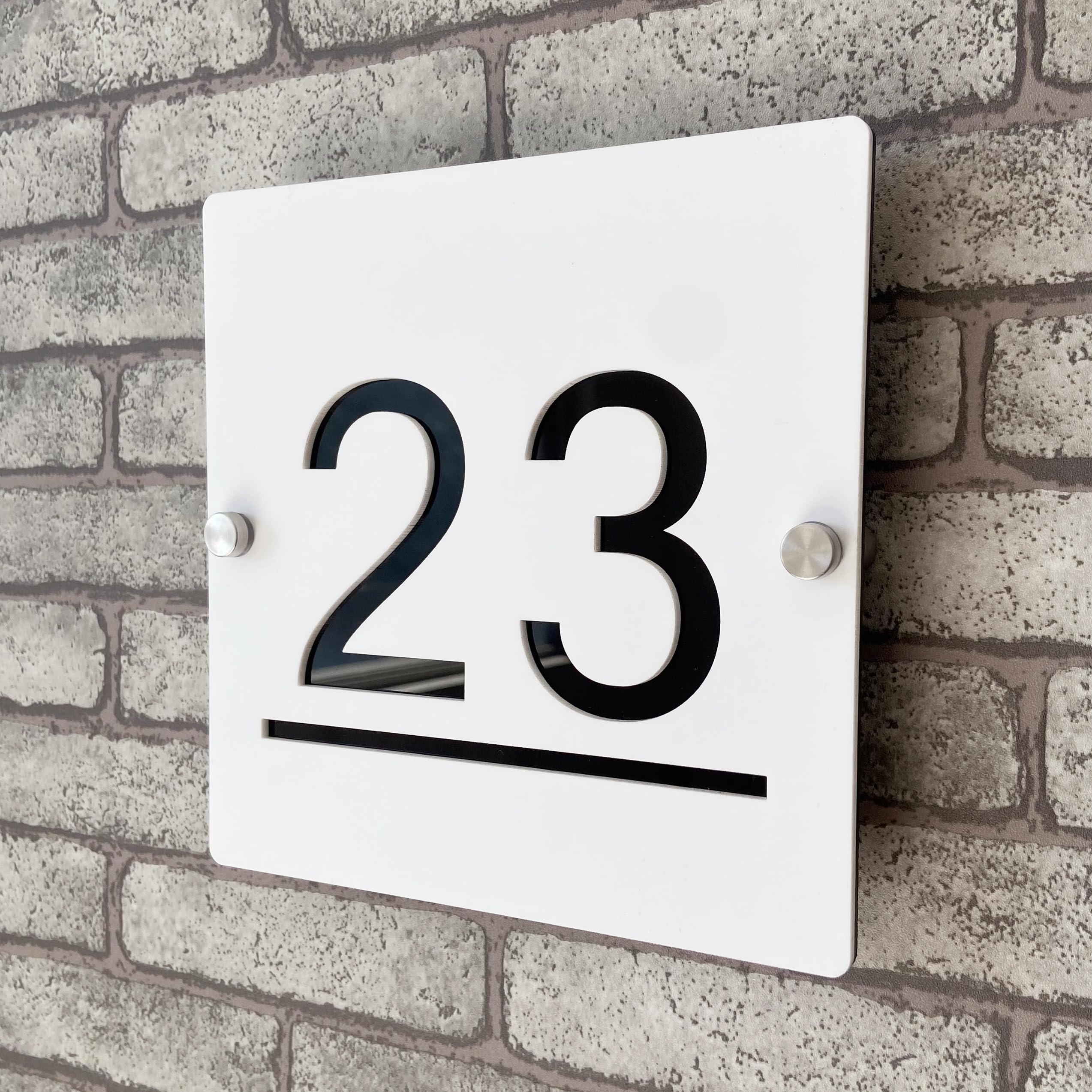 Placa de Número de Casa Personalizada 3D en Acrílico Negro y Plateado, Números Flotantes con Dirección, Placa para Puerta Interior y Exterior, Ideal para Hogar, Hotel, Apartamento, Tienda