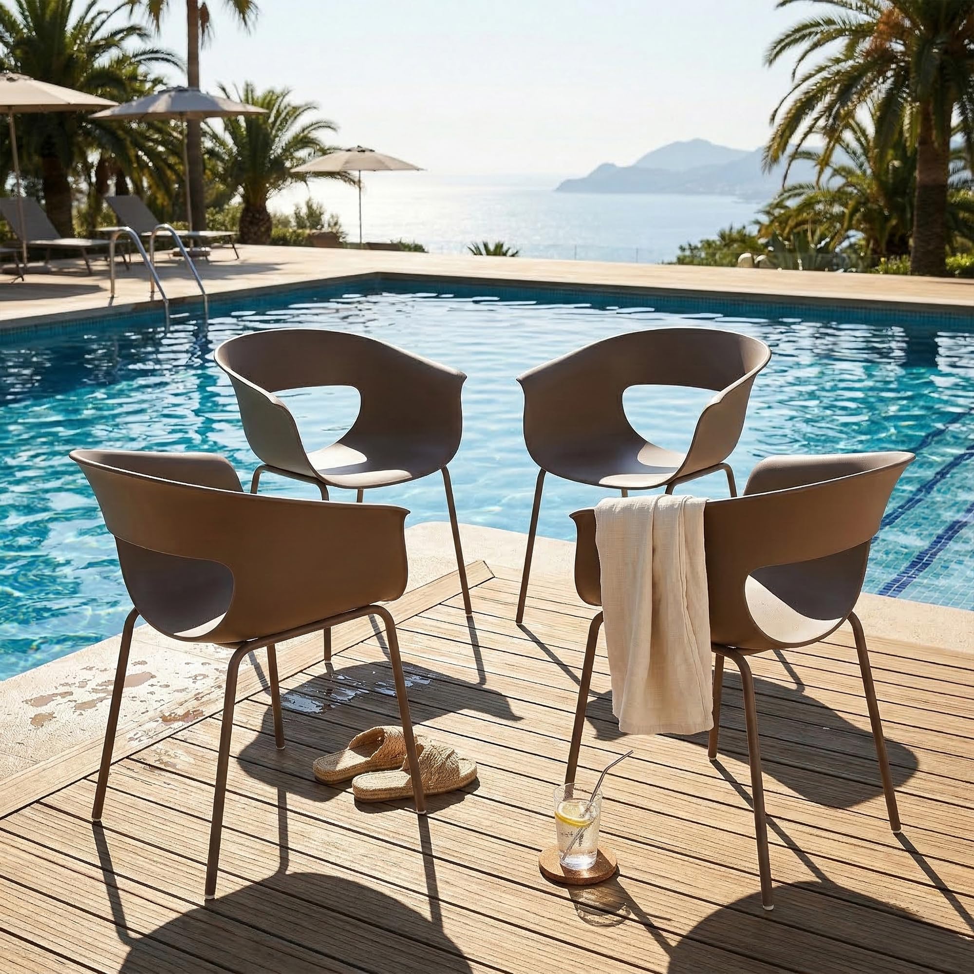 Outsunny Krzesła ogrodowe 4 szt. ergonomiczne podłokietniki 120kg kawowy | Krzesła balkonowe, design z wycięciami, odporne na warunki, odporne na rdzę, krzesła outdoor, tarasowe, balkon, taras