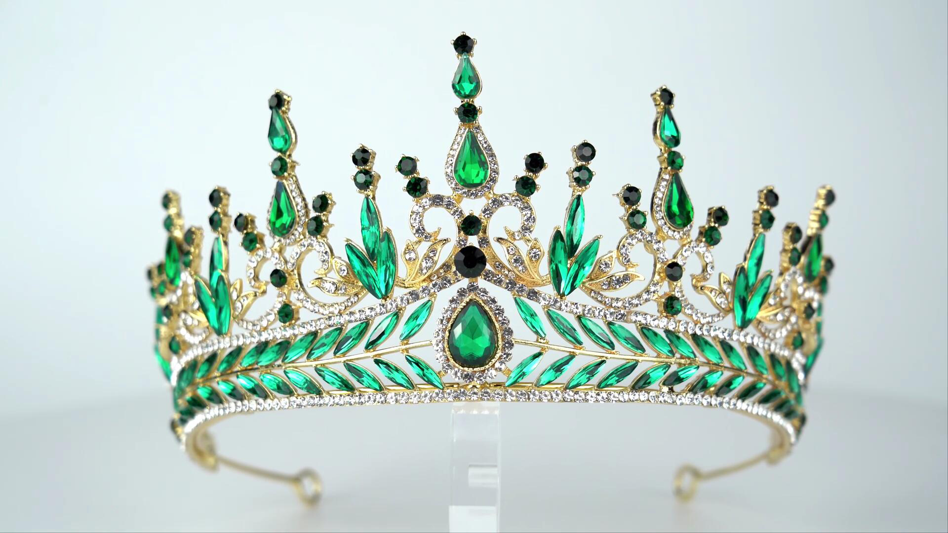 Amazon.com: JWICOS Baroque Green Tiara Crown for Women 