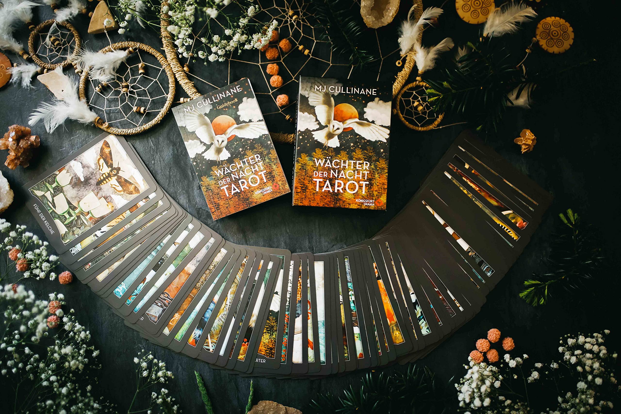 Wächter der Nacht Tarot: 78 Tarotkarten (Krafttiere Tarot, Fledermaus, Elster, Biene...)