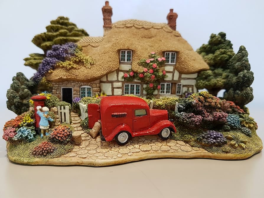 Lilliput Lane - Pen Pals, Made In England : Amazon.co.uk: Home