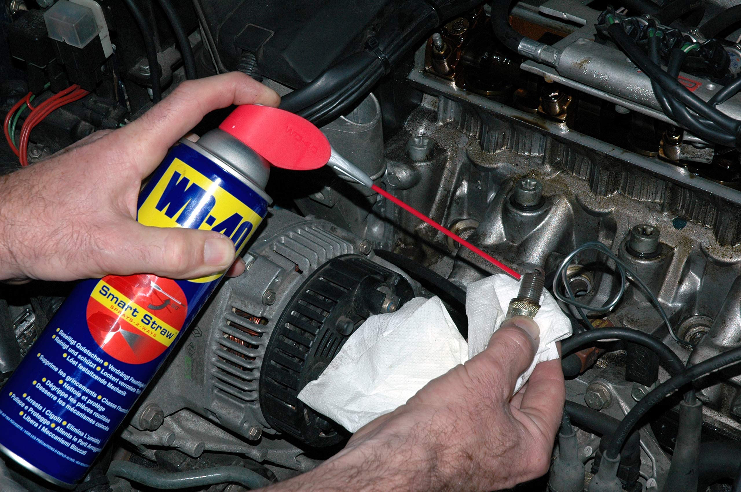 WD-40 Prodotto multifunzione Smart Straw 6 x 400 ml – Applicazione precisa con tubo spray pieghevole, dissolve meccanici e ruggine, elimina i cigolii, allontana l'umidità, protegge e pulisce