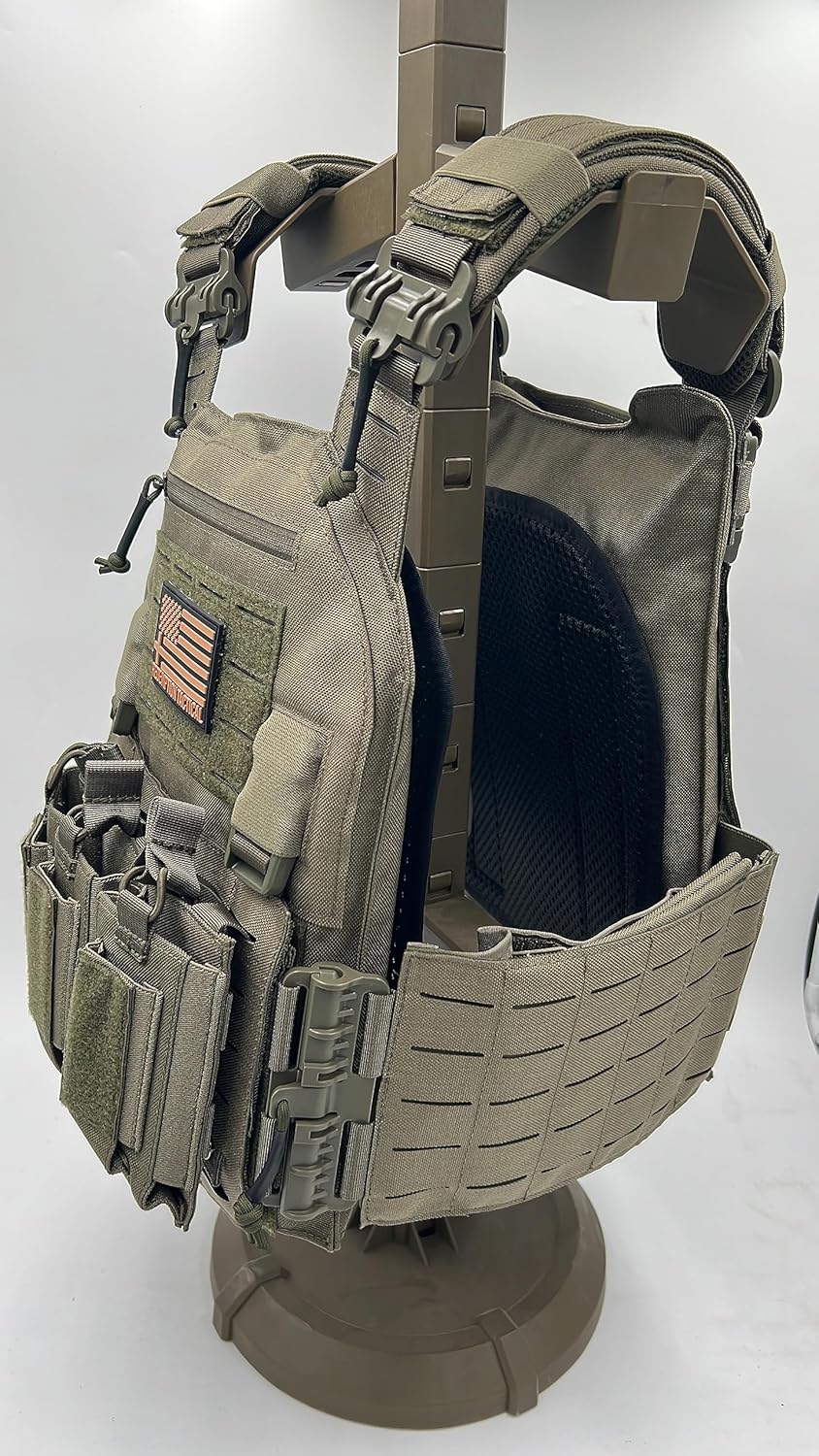 Redemption Crusader 2.0 Molle Quick Release Buckles Airsoft Vest With Adjustable Size Sides And Triple Pouch