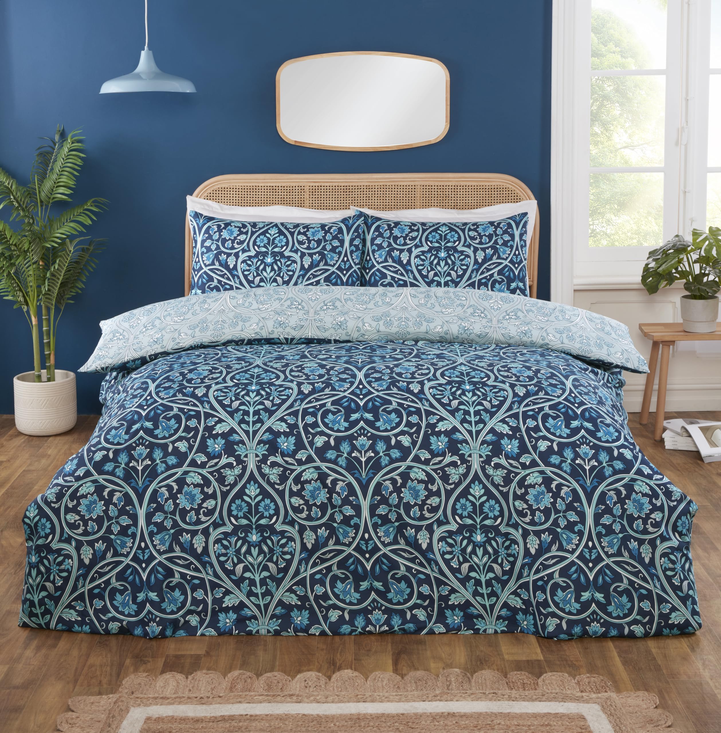 Rapport home Harrow Microfibre Duvet Cover Set Double | Floral Vintage Damask Reversible Bedding for Soft, Easy Care Comfort | Indigo Blue