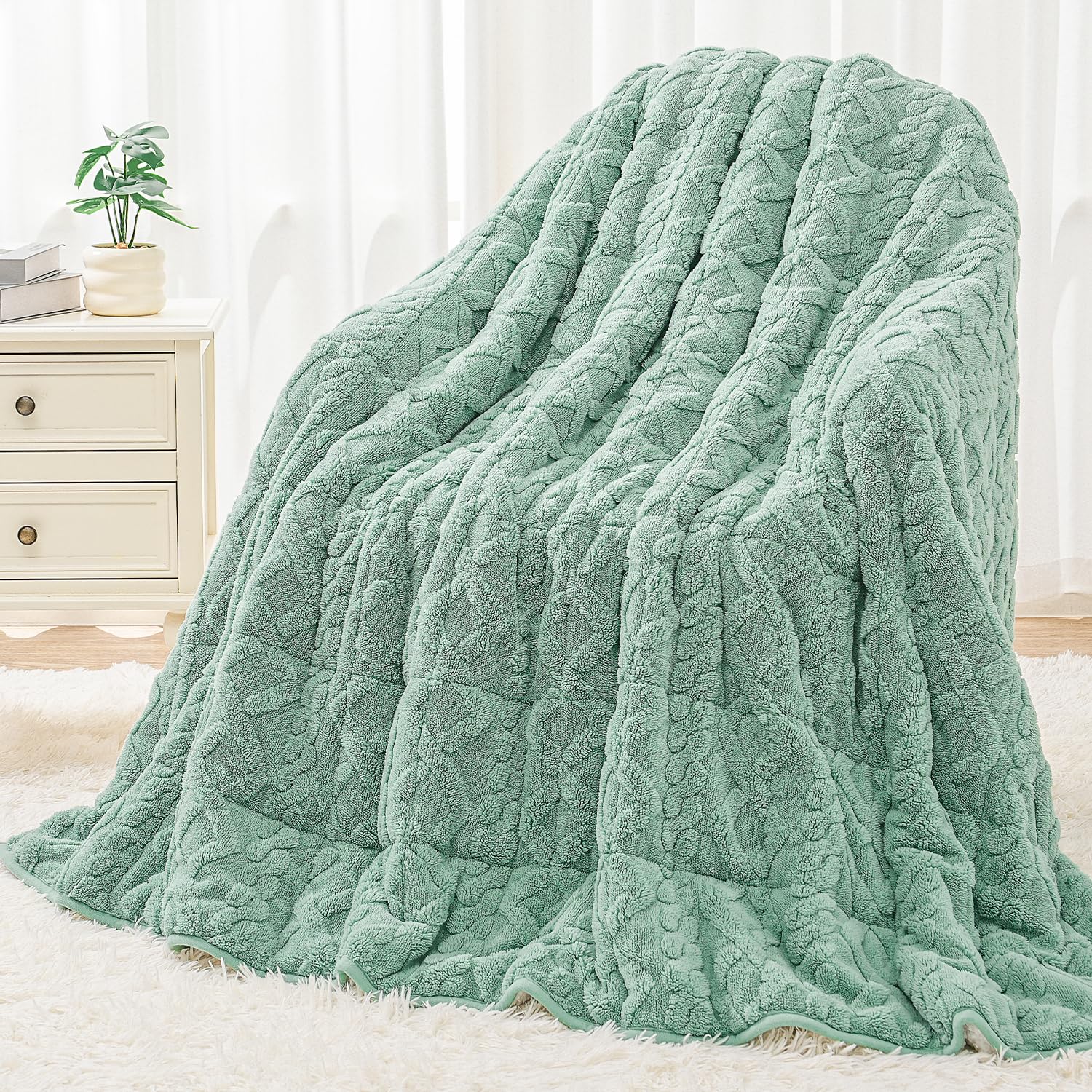Wemore Weighted Blanket for Adults Queen Size 15 lbs 60" x 80" Sage Green