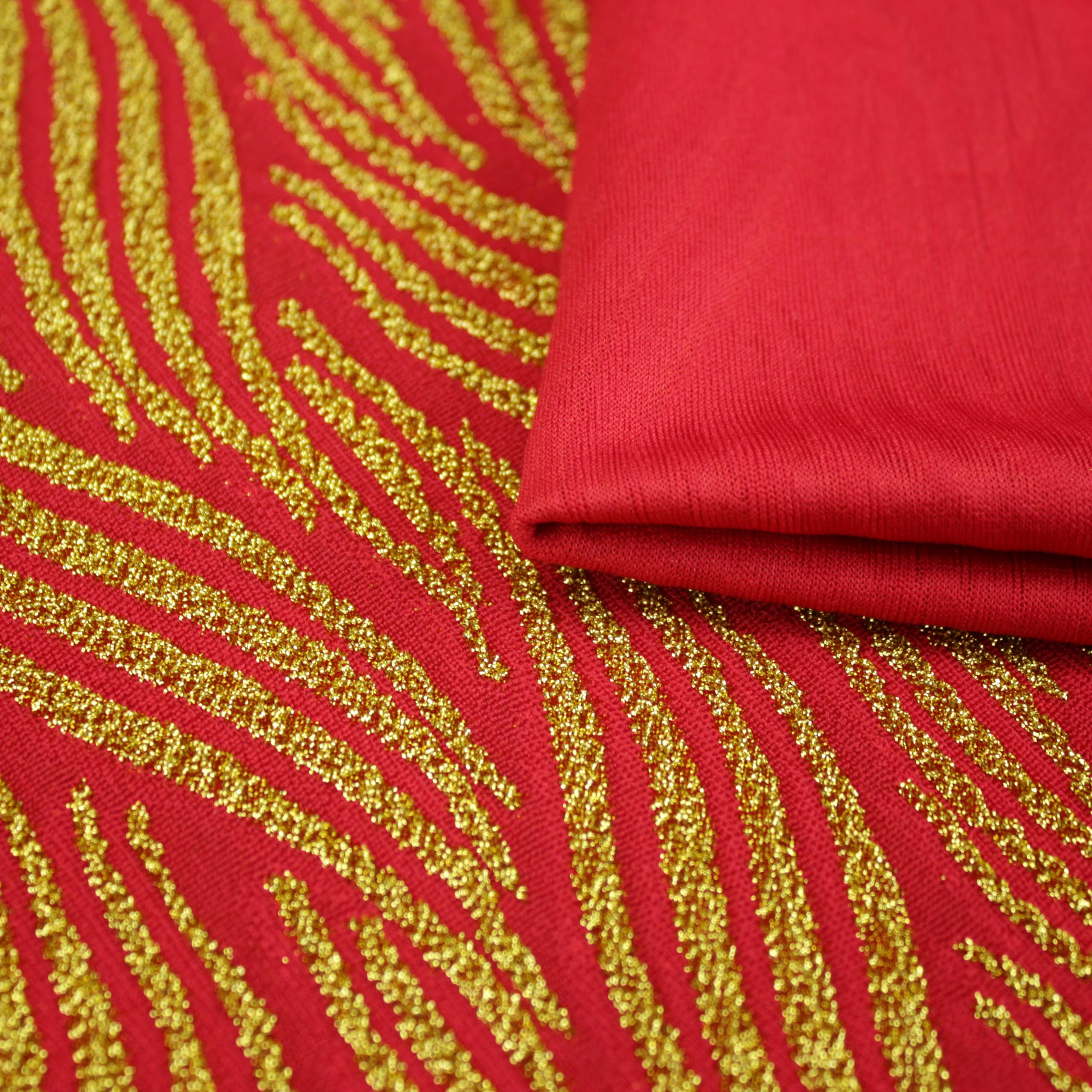 TELA DE PUNTO ELÁSTICO POR METROS DE FONDO LISO CON PATRÓN DE LUREX SERIE JET, ANCHO 150cm (3 METROS, ROJO - ORO)
