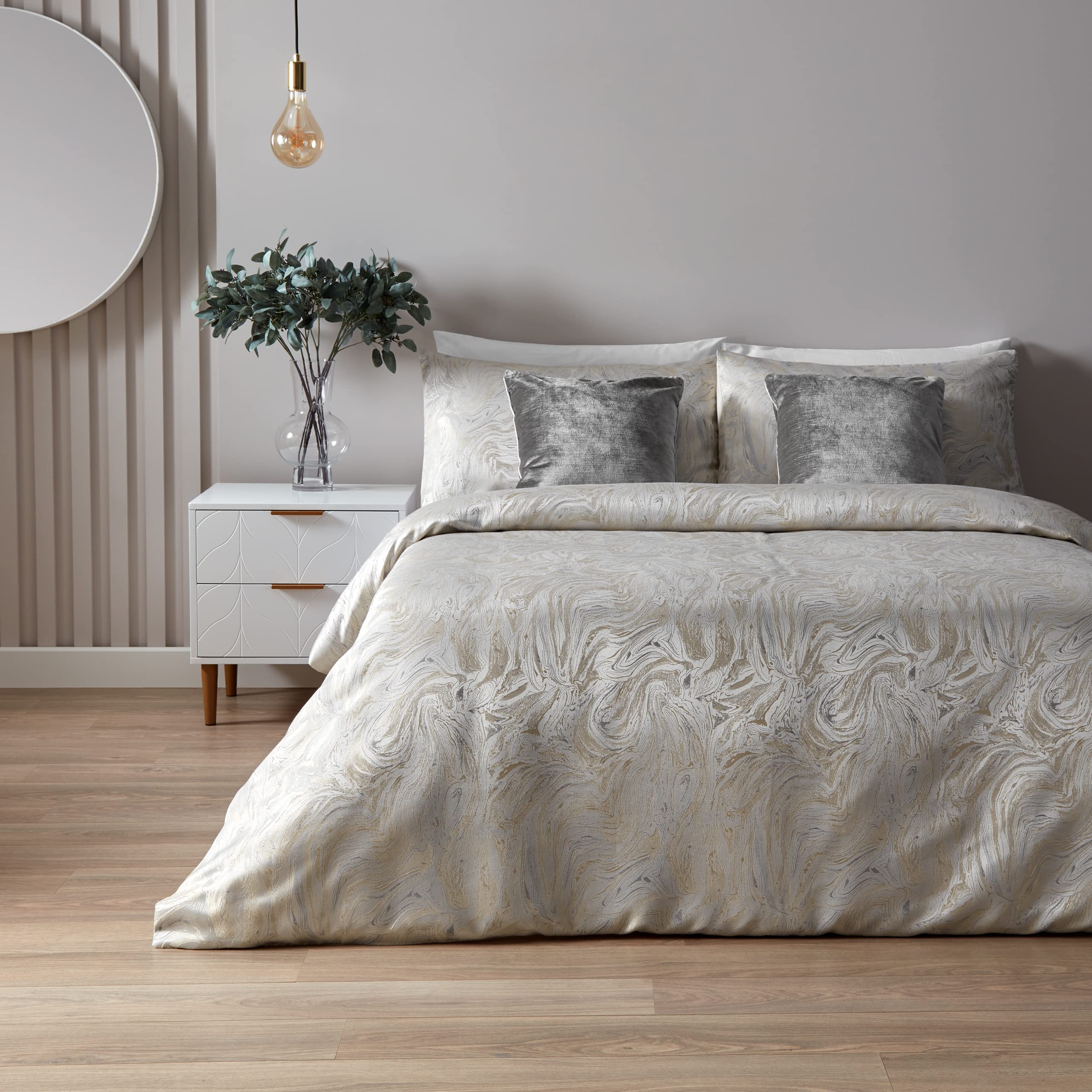 Paoletti Marble Duvet Cover Set – Luxury Jacquard Abstract Marble Textured Bedding (Oyster – King)