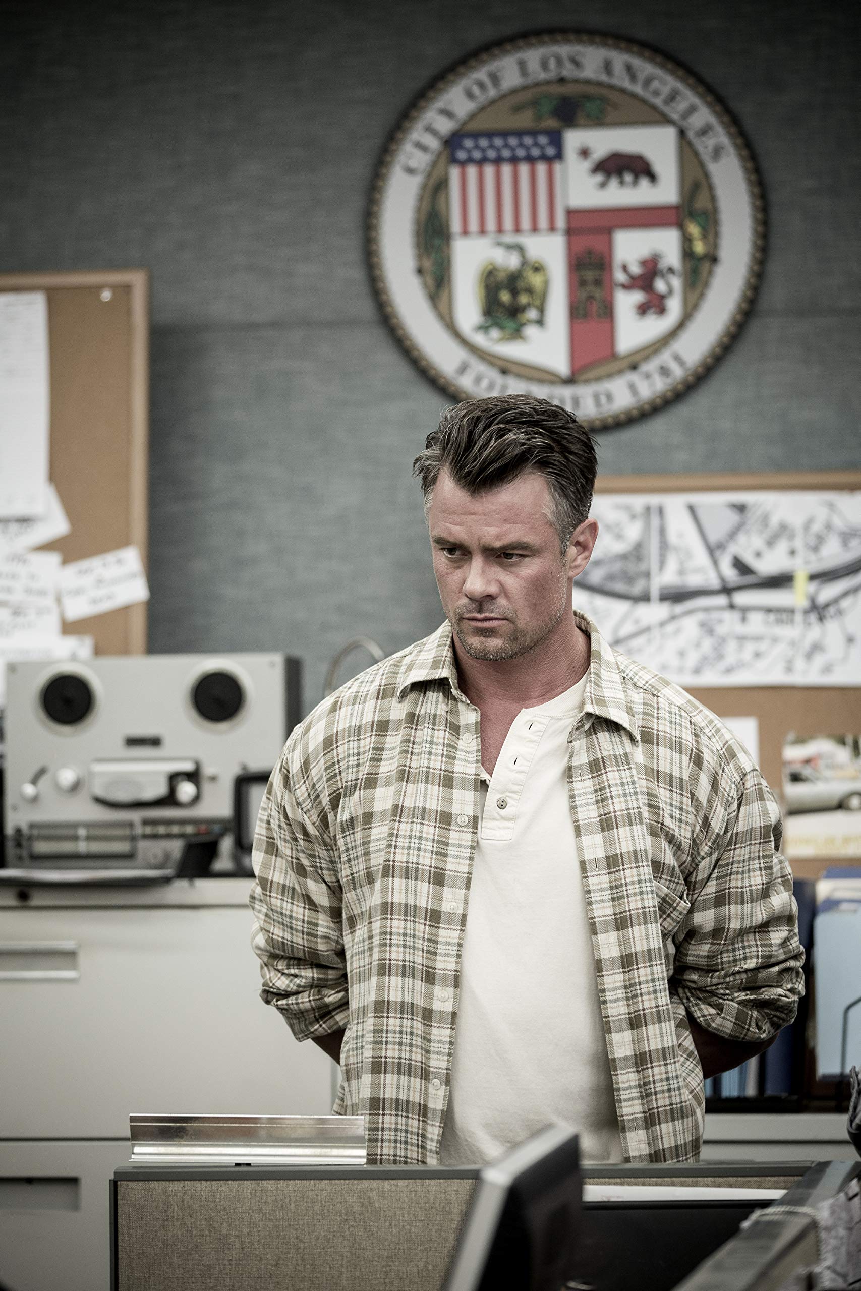 Unsolved: The Murders of Tupac and the Notorious [DVD]