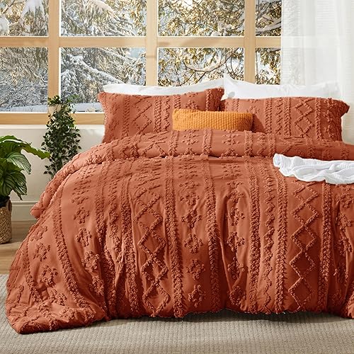 Bedsure Tufted Boho Comforter Set Full Size - Terracotta Boho Bed Set, GentleSoft™ 3 Pieces Farmhouse Shabby Chic Embroidery Bedding, Gifts for Woman, Soft Jacquard Full Comforter for All Seasons