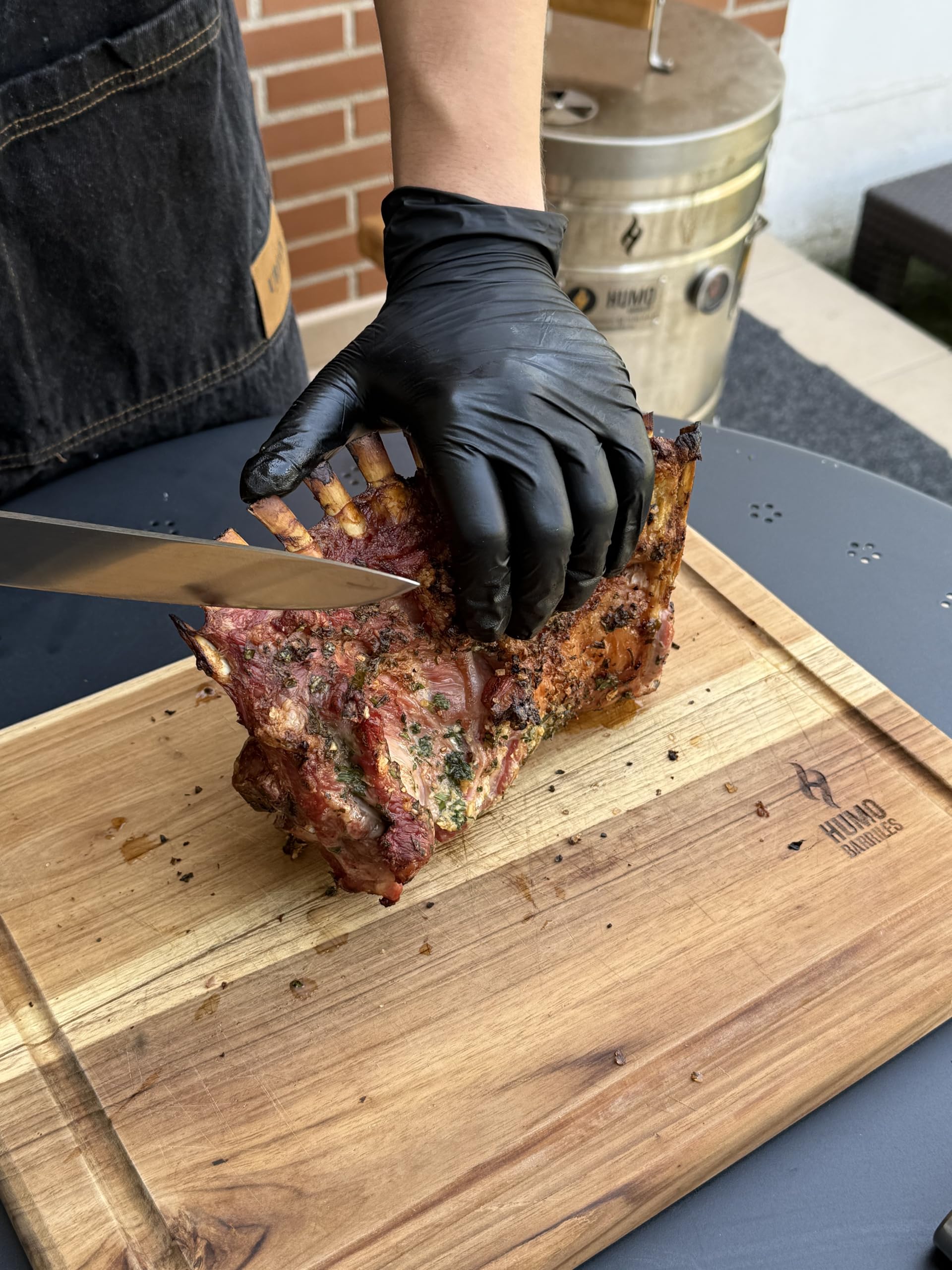 Barril Barbacoa Pequeño12 Libras (6 kilos)- Acero Inoxidable 304 y 430, Cocción sin Humo - Incluye Parrilla, Ganchos, Cenicero y Termómetro - Hasta 6 Personas