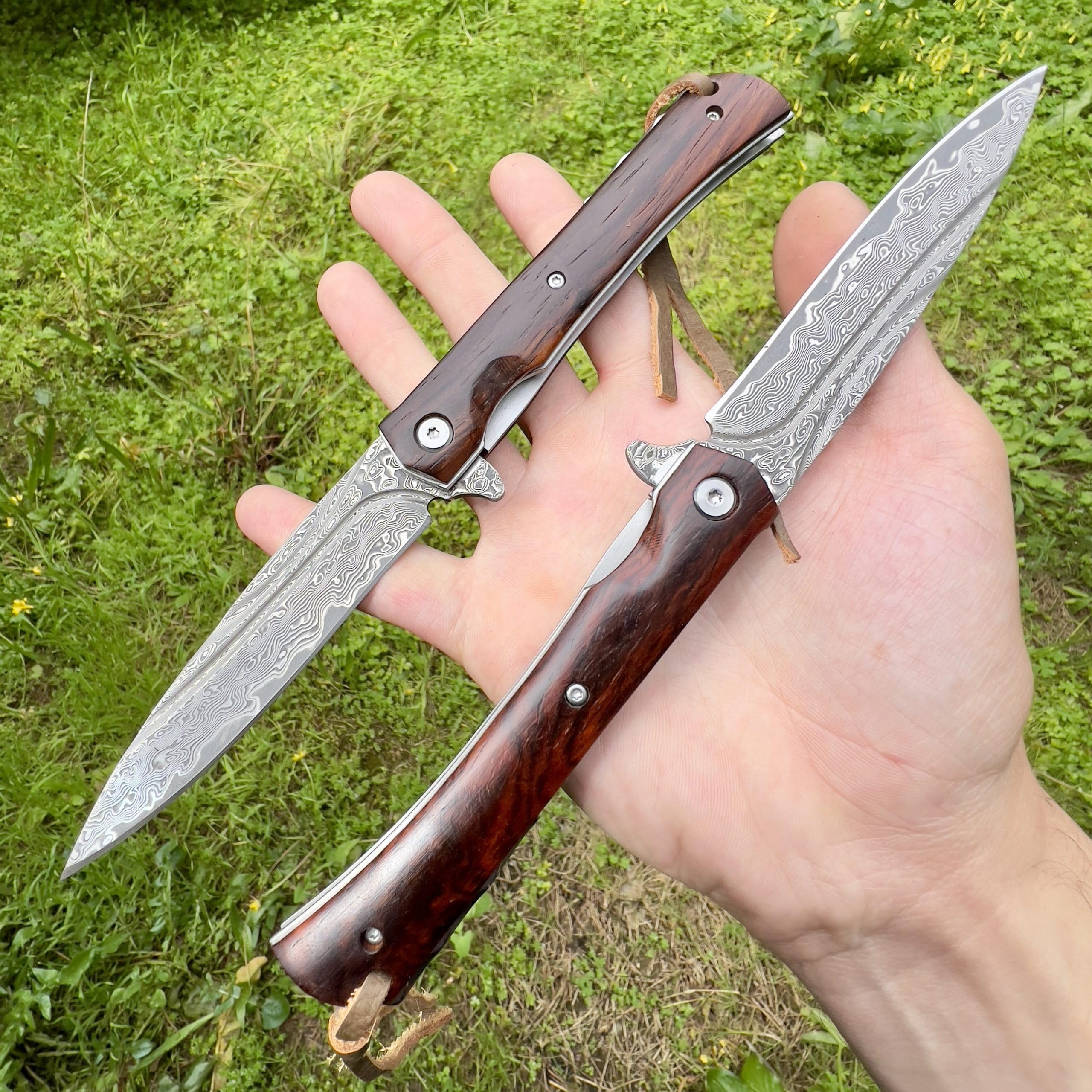 Couteau Pliant Poche Damas Style Japonais Damascus 67 Couches VG10 lame Tranchante Manche bois Collection Cadeau Homme forge artisanat custom camping extérieur edc