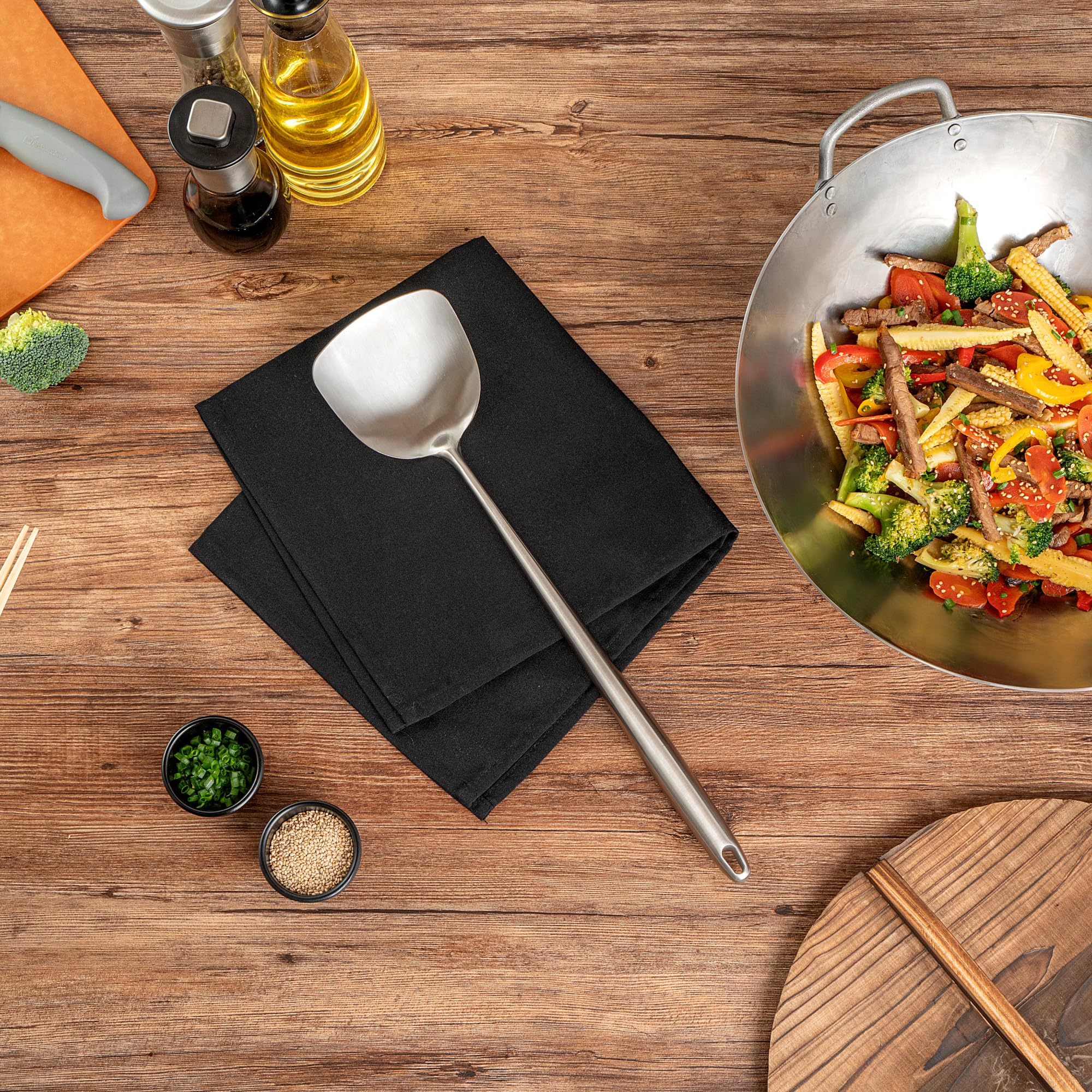 Restaurantware - Motomori - Espátula de wok de 17 pulgadas, 1 volteador de cocina ancho, agujero para colgar, mango extralargo, espátula de cocina china de acero inoxidable 304, apta para