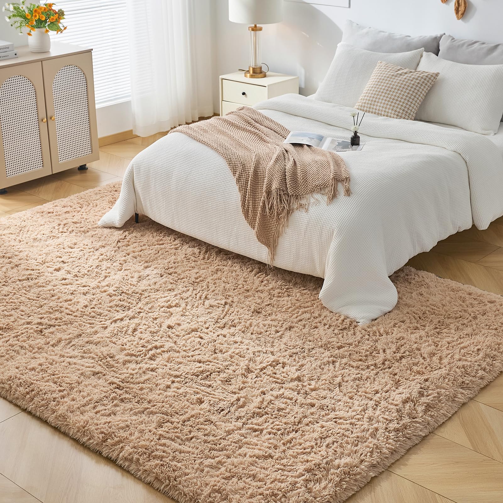 CHOSHOME Teppich Wohnzimmer Beige Schlafzimmer Teppiche Modern Flauschig Weich Teppich Wohnzimmer Läufer Carpet Langflor Shaggy Einfarbig Bettvorleger Anti-Rutsch Unterseite Teppiche 150x240CM