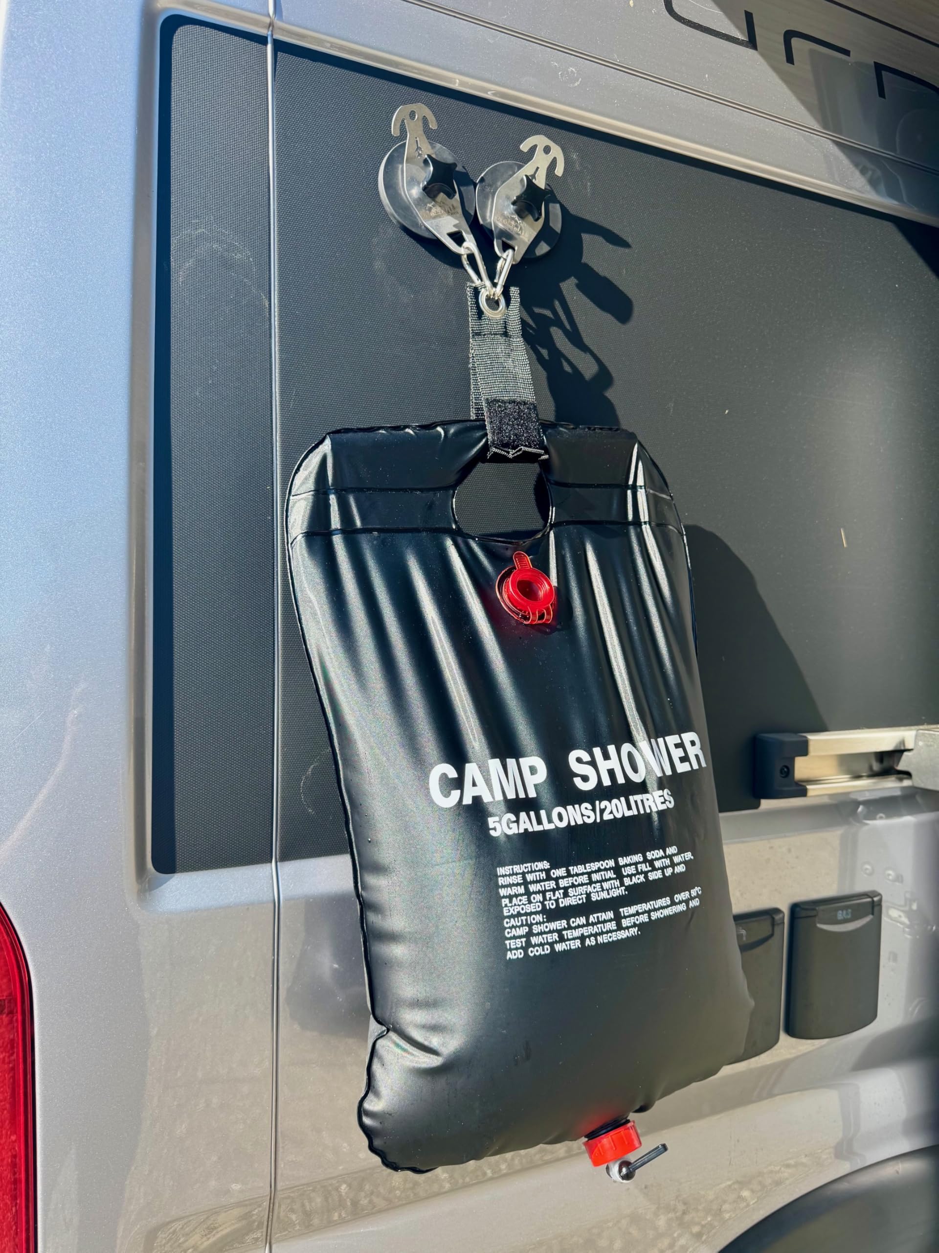 STYYL Magnetset - PRO - 2 Stück Universalmagnet-Befestigung mit jeweils 55kg Haftkraft - Magnethaken für Camping, Kastenwagen & Vanlife - gummierte Magnete - Camping Offrroad Camper Zubehör Gadget