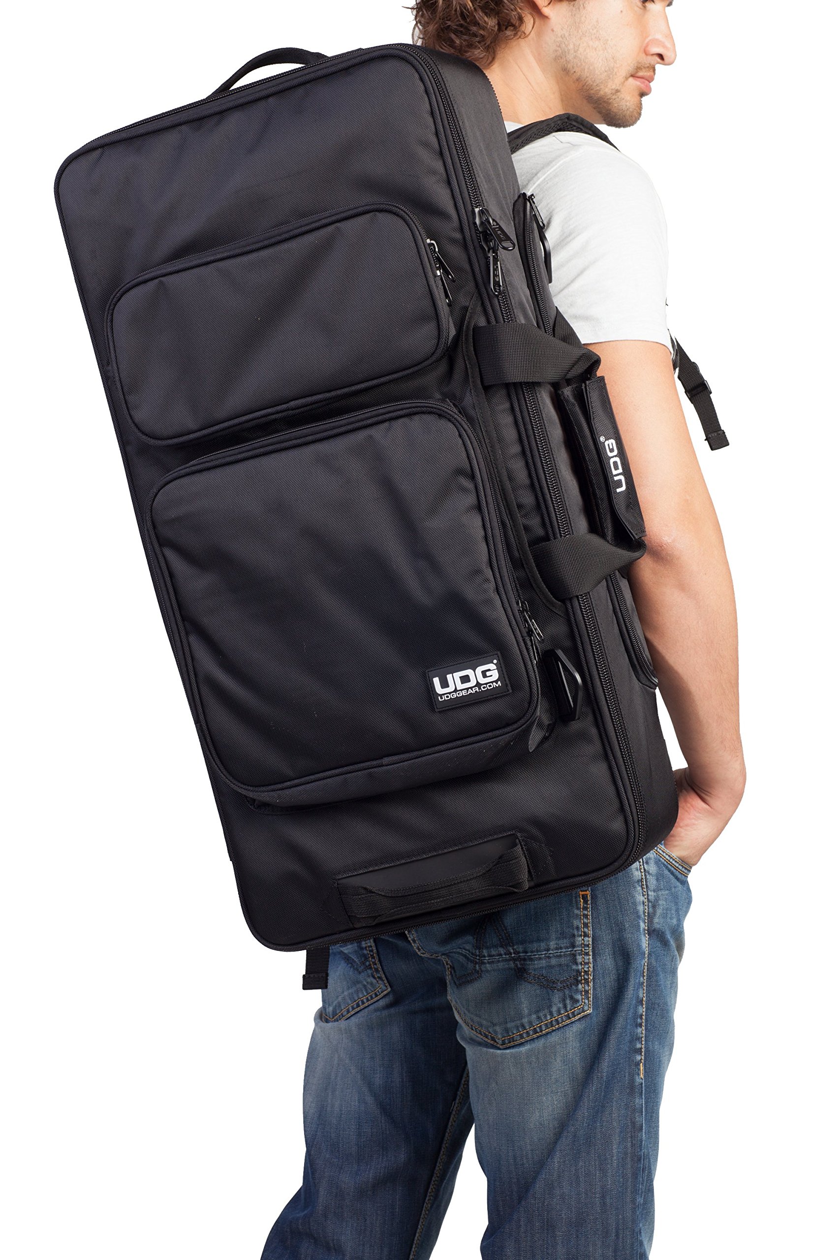UDG Ultimate MIDI Controller Rucksack Large MK2, Schwarz Orange | Große DJ-Controller-Tasche, passend für Denon SC6000 und mehr; Wabenrahmen, gepolsterte Wände, wasserbeständig
