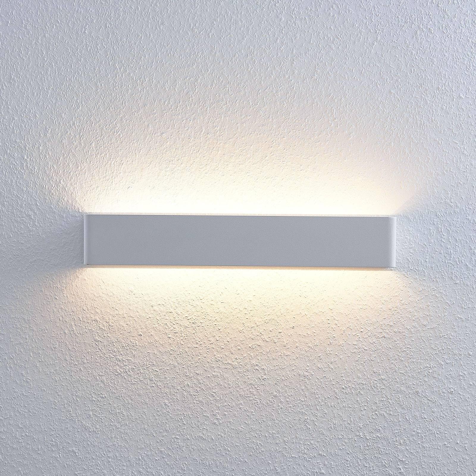 Lindby LED Wandleuchte, Wandlampe Innen Lonisa (Modern) in Weiß aus Metall (1 flammig) - Wandstrahler Wandbeleuchtung Schlafzimmer/Wohnzimmer Licht nach oben & unten Wohnzimmerleuchte