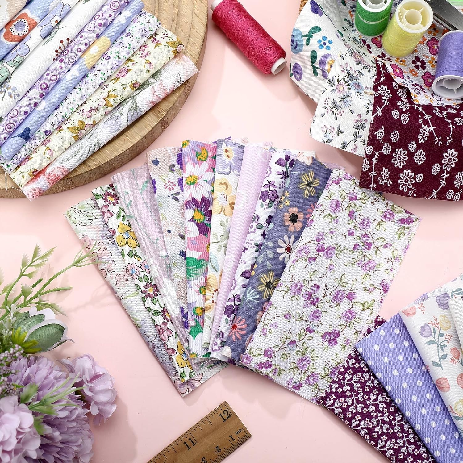 Kinlop 600 Pcs 5 x 5 Inch Floral Charm Packs for Quilting Purple Flower Cotton Fabric Square Bulk Precut Fabric Squares Strips Printed Purple Floral Patchwork for DIY Craft Sewing Accessory