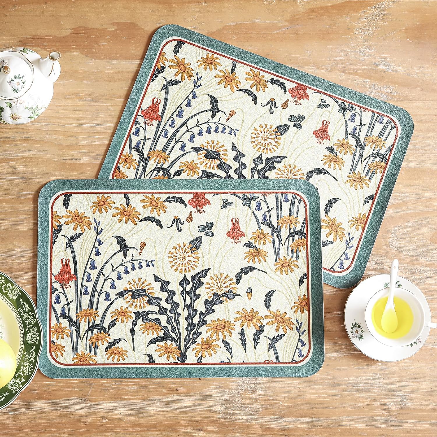 bilin gaier Vinyl Floral Vintage Placemats Set of 6,12"*17"-Tijuana | Wipeable Beautiful Durable Place Mats,Floral Pattern,Stain Resistant,Heat Resistant,Kitchen,Dinning,Restaurant,Decor