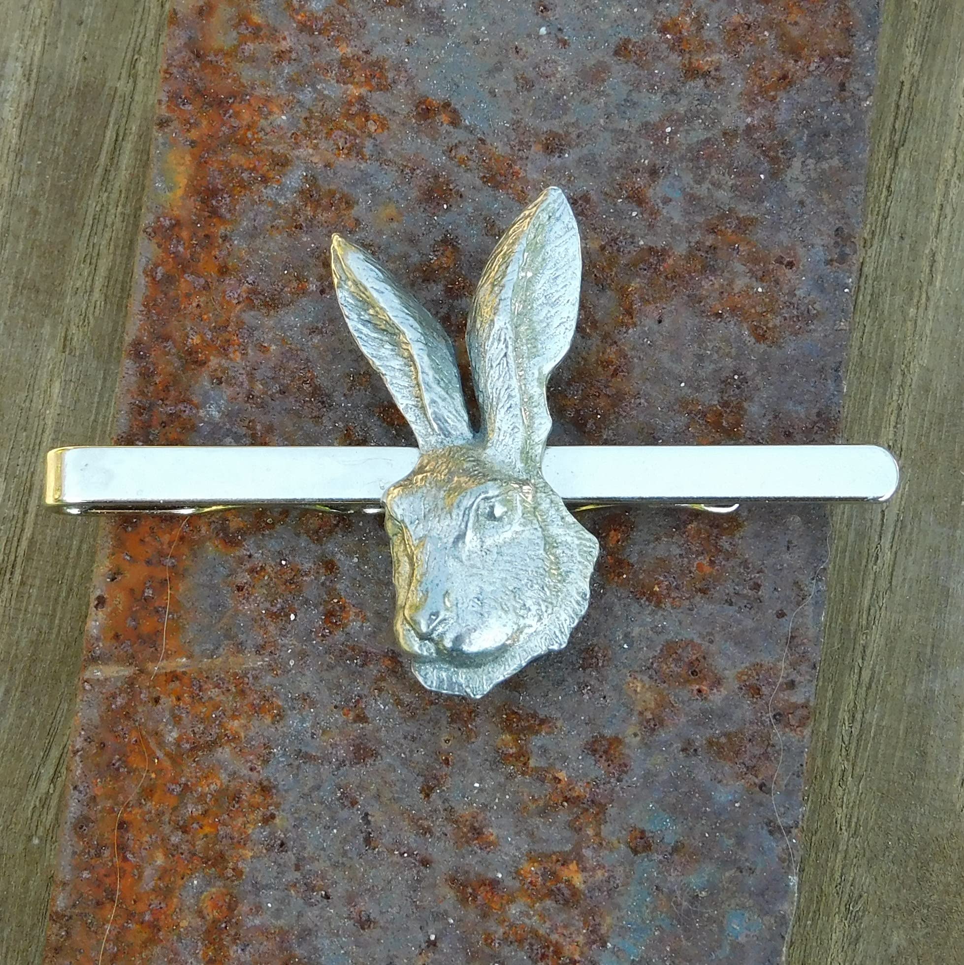 Pince à Cravate Sanglier - Cadeau Chasse Élégant En Étain, Fabrication Artisanale Française Par William Sturt