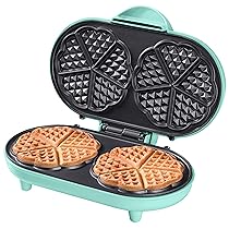Bestron Waffle Maker, piastra per waffle doppio a forma di cuore, macchina per waffle con antiaderente & indicatoro luminso, collezione Sweet Dreams, 700 watt, colore: Verde