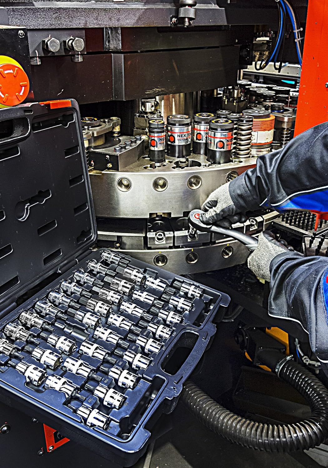 Vigor V2496 Screwdriver Socket Assortment