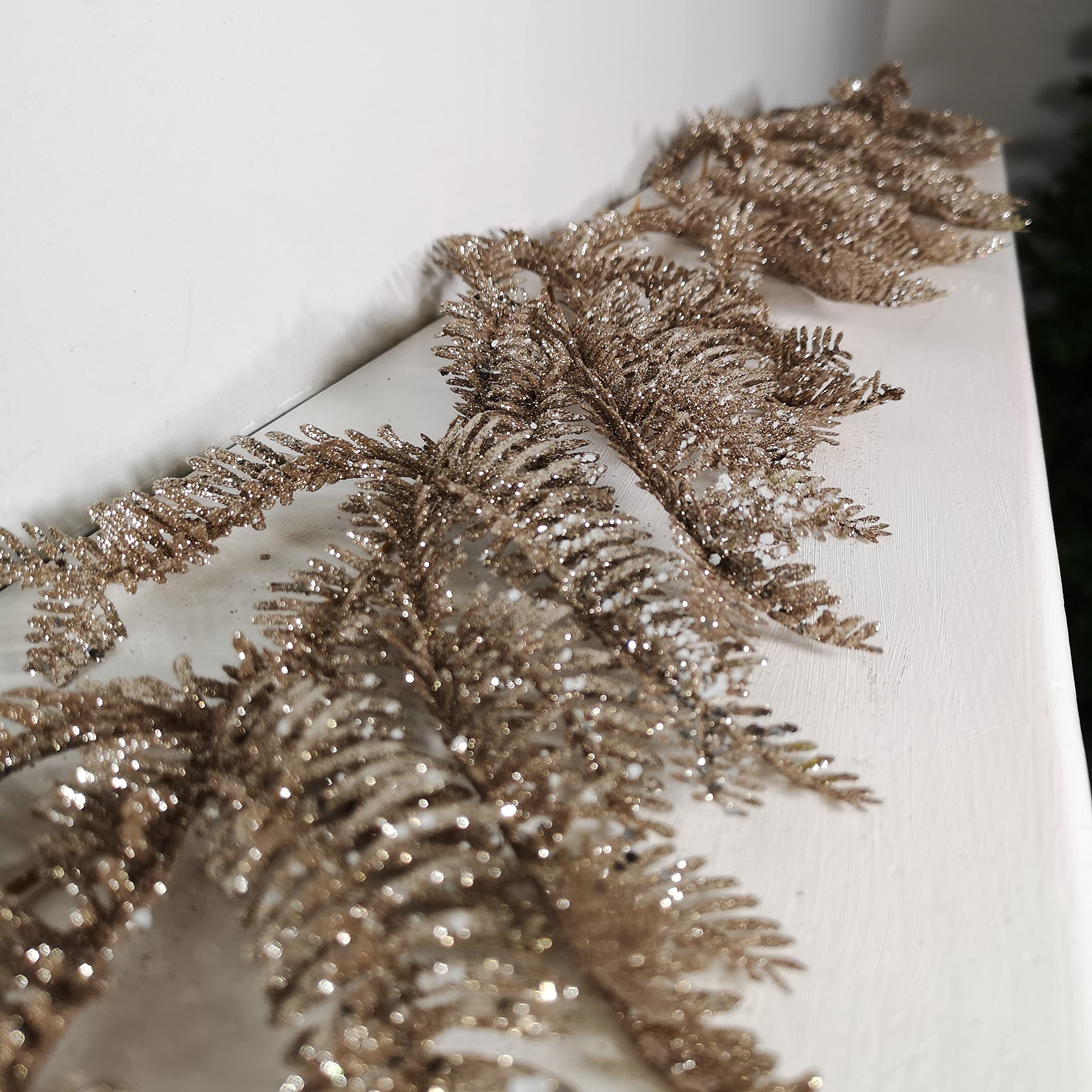 Samuel ALEXANDER 1.6m Light Champagne Glitter Fir Christmas Garland Decoration