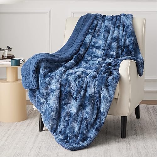 Bedsure Manta mullida para sofá, índigo, sherpa suave y cómoda, felpa y pelo sintético, manta reversible para sofá y cama, 50 x 60 pulgadas