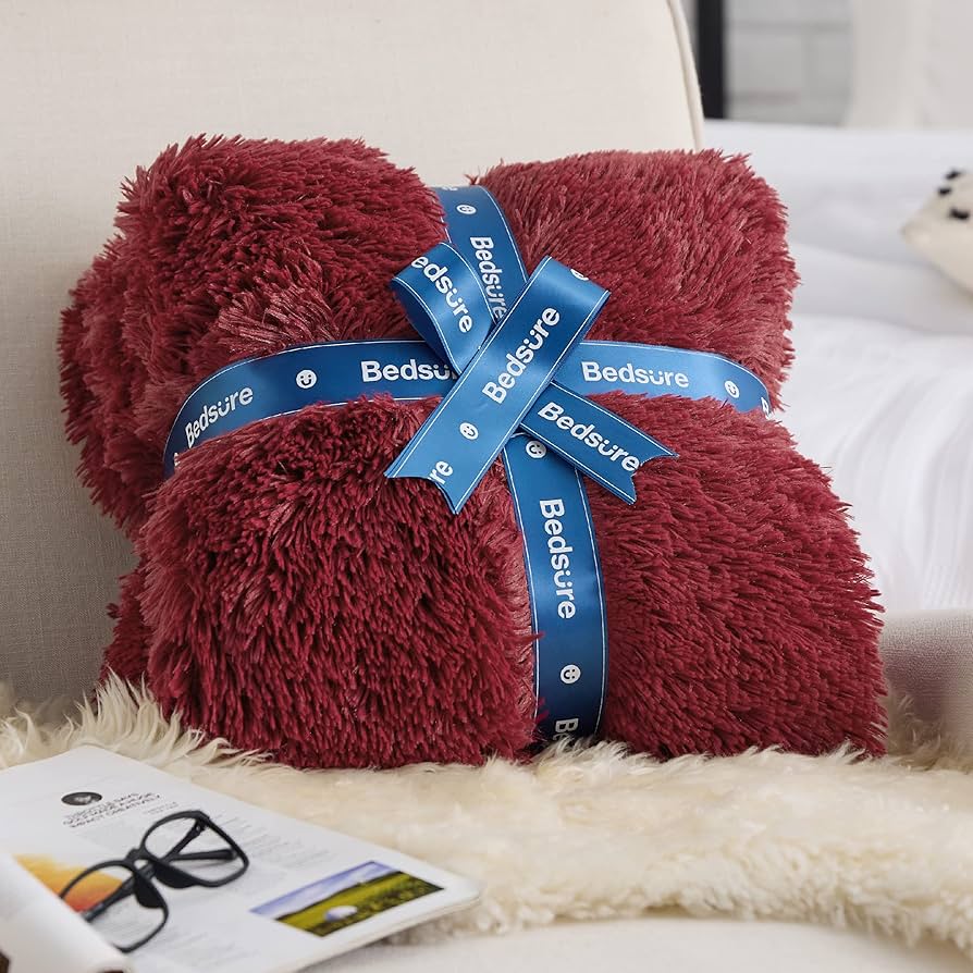 Amazon.com: Bedsure GentleSoft Fluffy Burgundy Red King Size