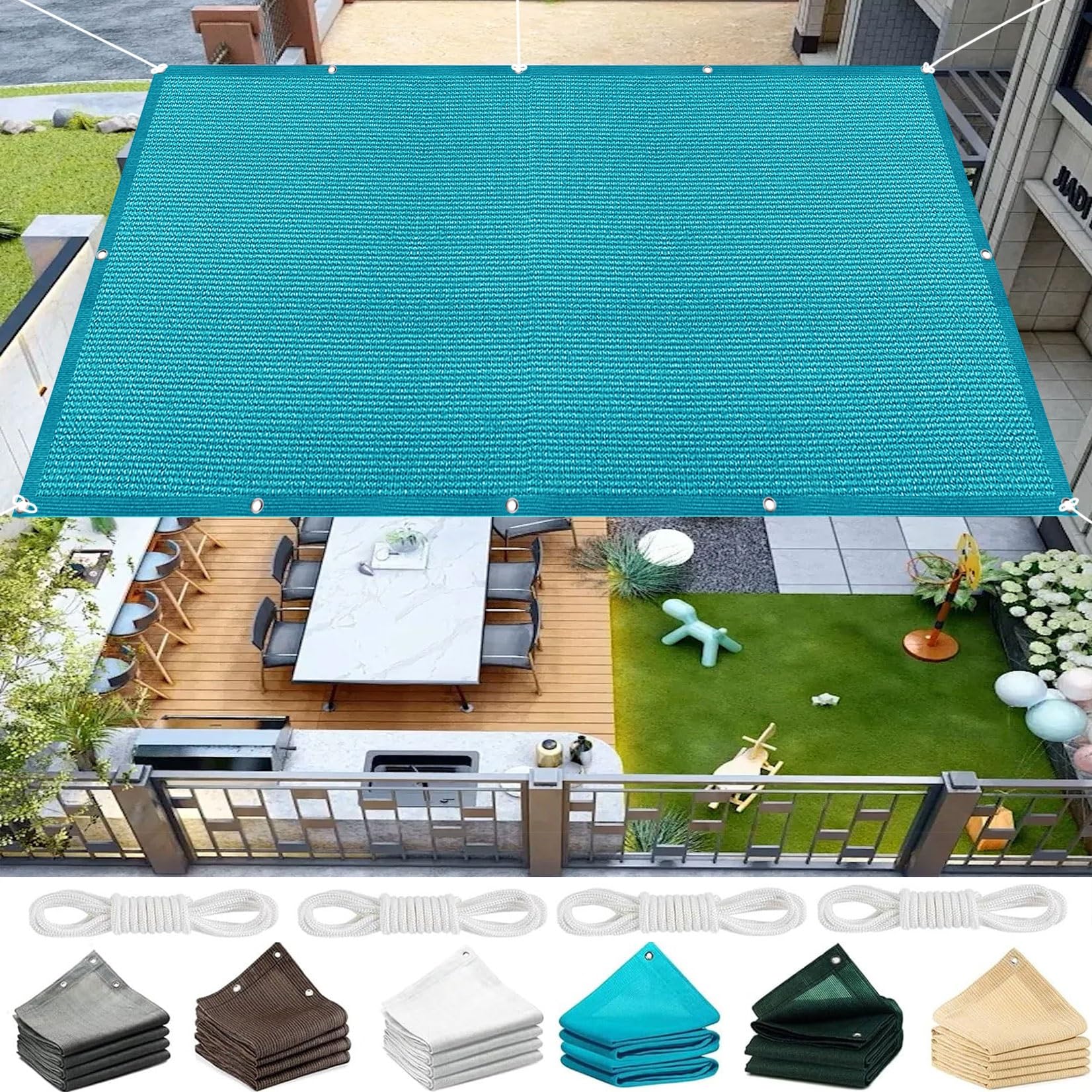 Voile solaire bleu ciel pour aménager un coin d'ombre sur le balcon