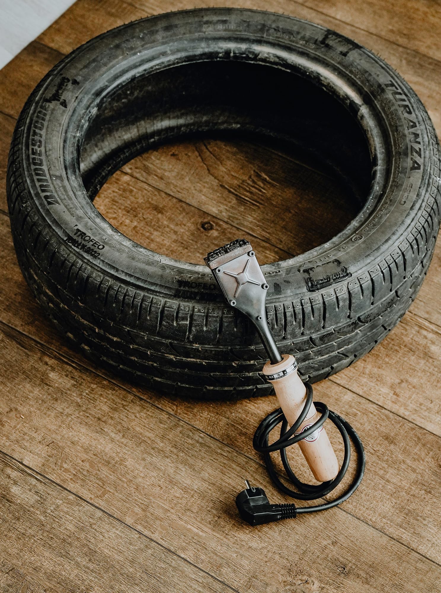 Timbro a Fuoco Elettrico Ø 25 mm Manuale Rotondo Personalizzabile - Logo o File, Ecologico e Ideale per Pelle Legno Prodotti Artigianali
