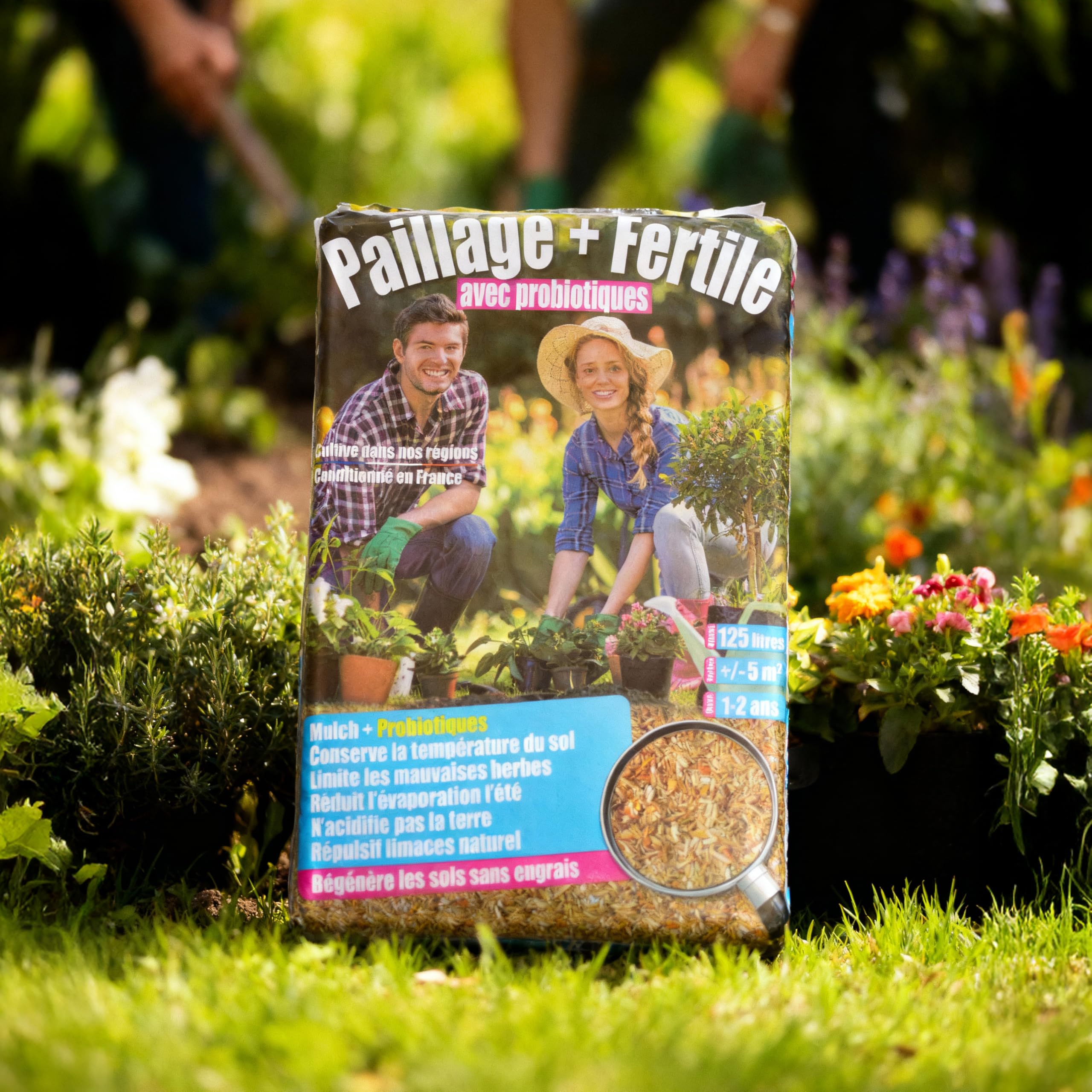 Générique Paillage + Fertile® – Pailles de roseaux défibrées enrichies en probiotiques 125L – Paillis Naturel Anti-limaces, stimule la Vie du Sol, protège Les Racines (Sac unitaire)