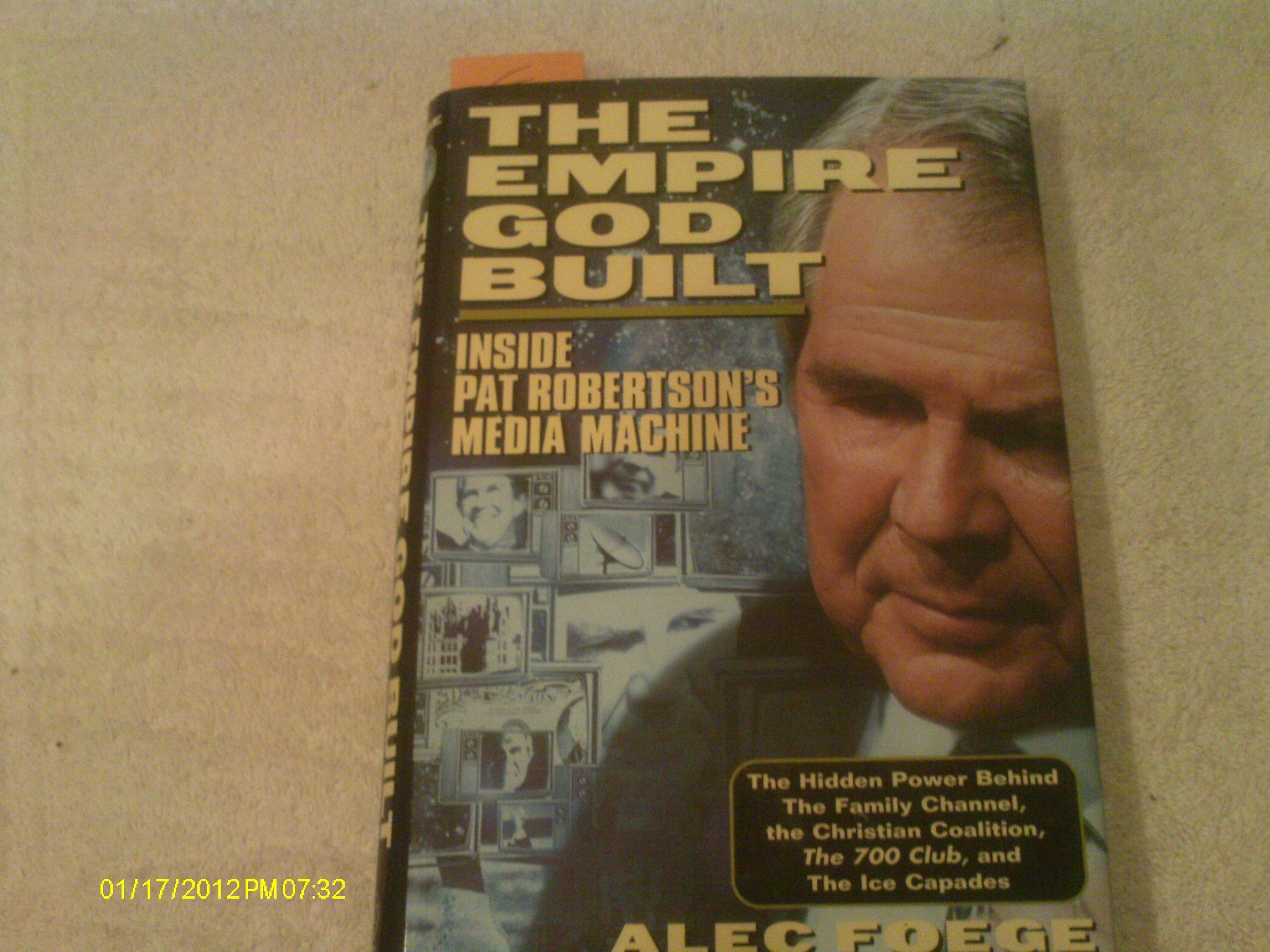 The Empire God Built Inside Pat Robertson's Media Machine livre histoire politique USA