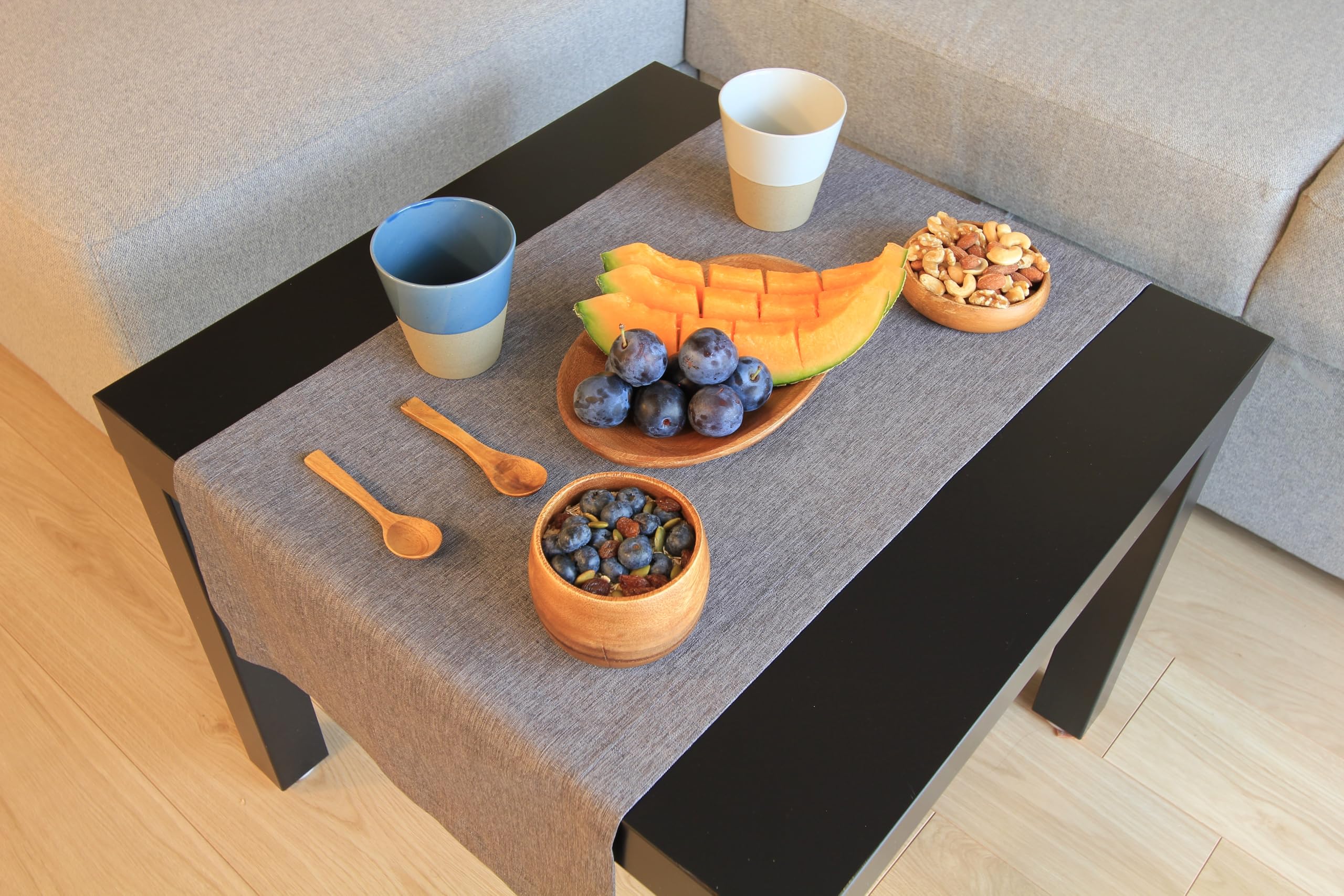 Amazon.com: Grey Table Runner 132 inch, Outdoor Dresser Scarf, Waterproof  Gray Coffee Table Runner, Long Dining Table Runners, Decor for Fiesta,  Dinner Parties, Wedding, Easter, Mothers Day, Birthday : Home & Kitchen